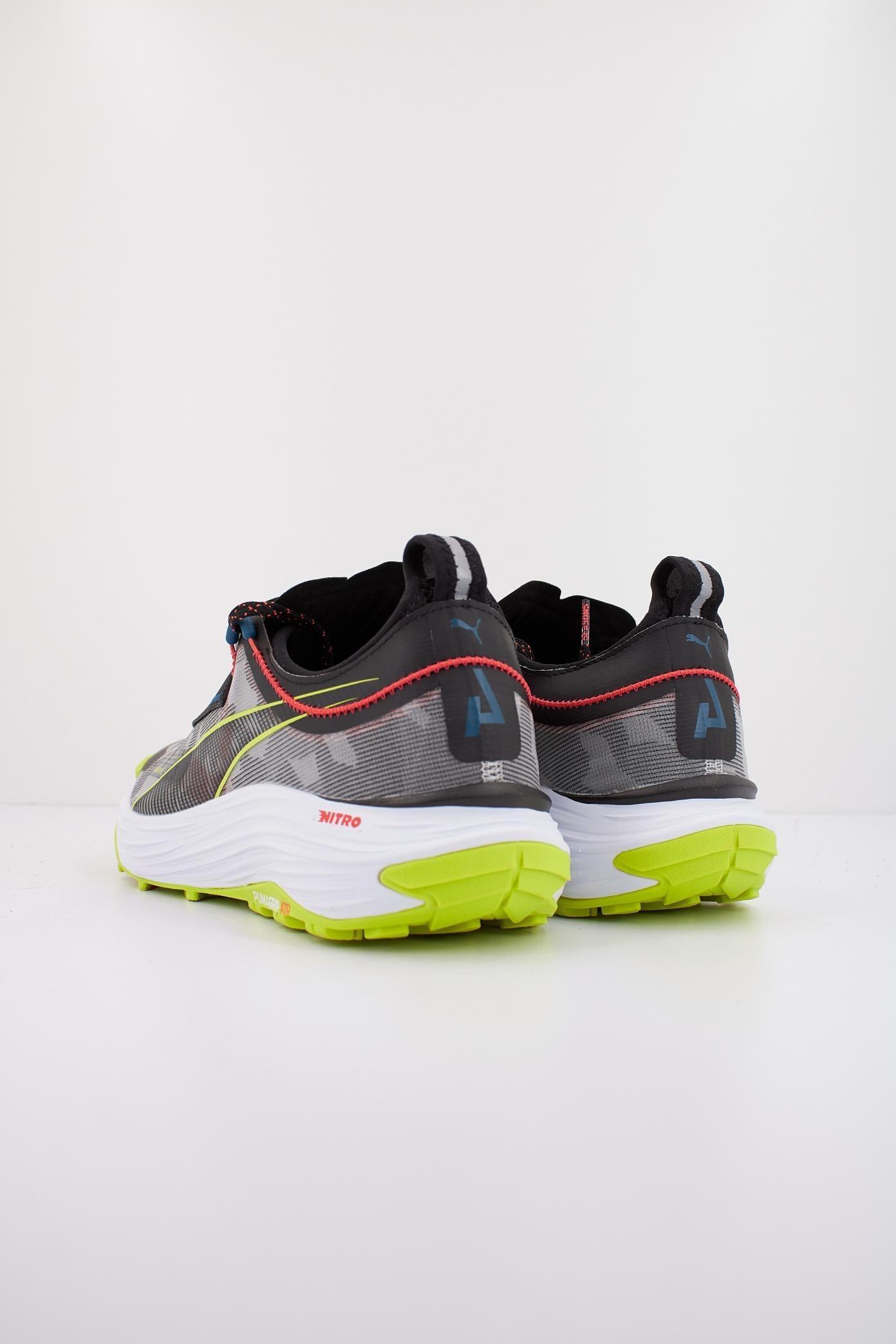 PUMA VOYAGE NITRO en color NEGRO (3)