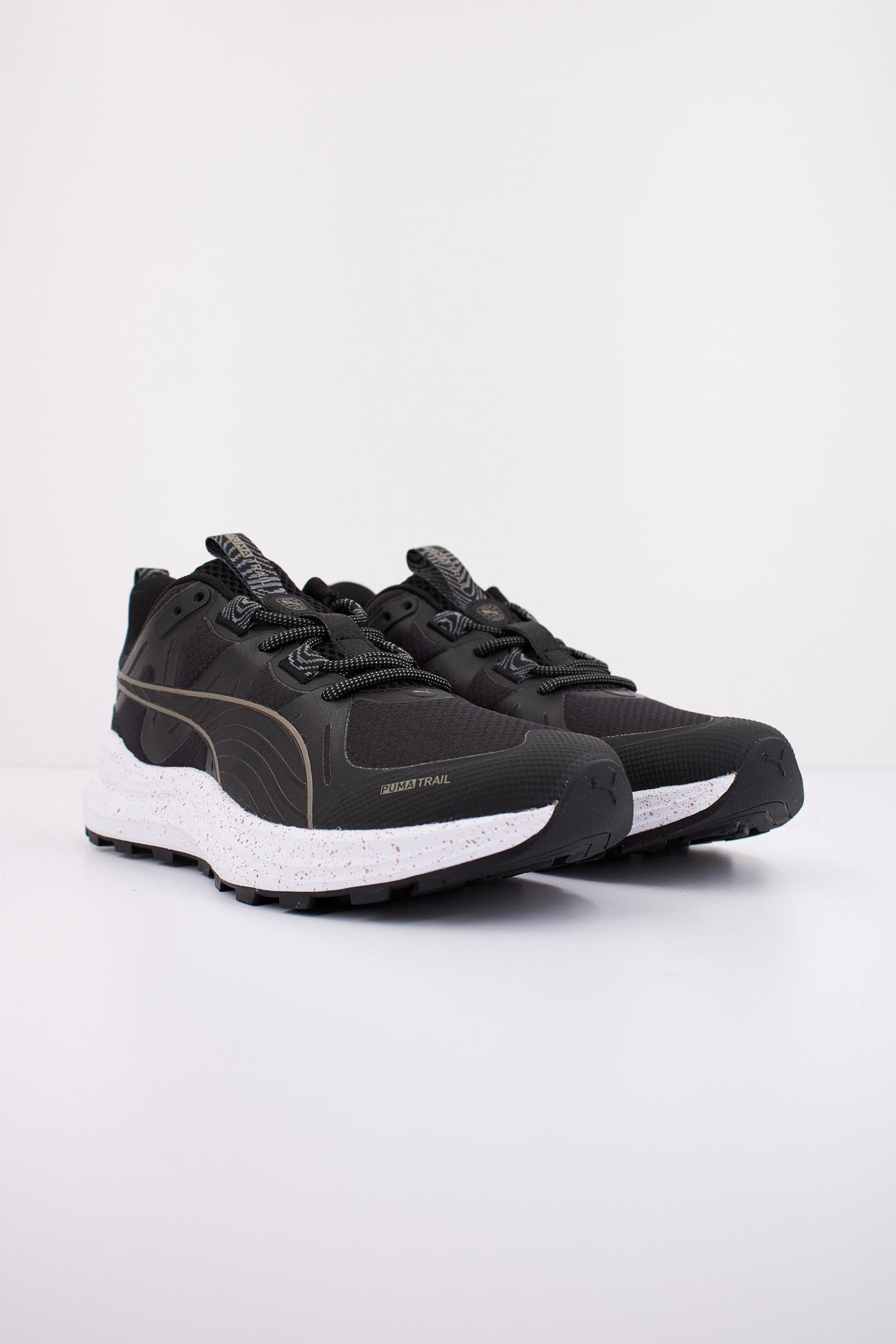 PUMA REFLECT LITE TRAIL en color NEGRO (2)