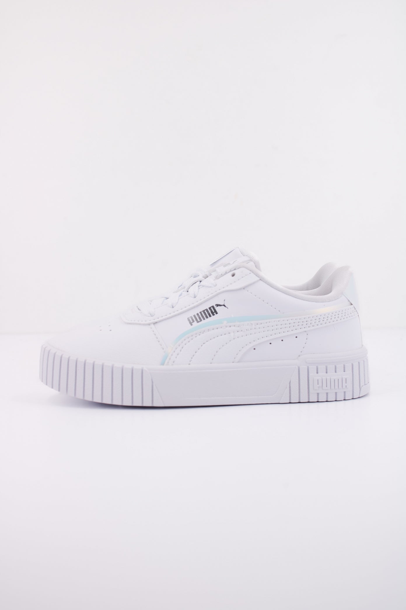 PUMA CARINA . HOLO . PS en color BLANCO (1)
