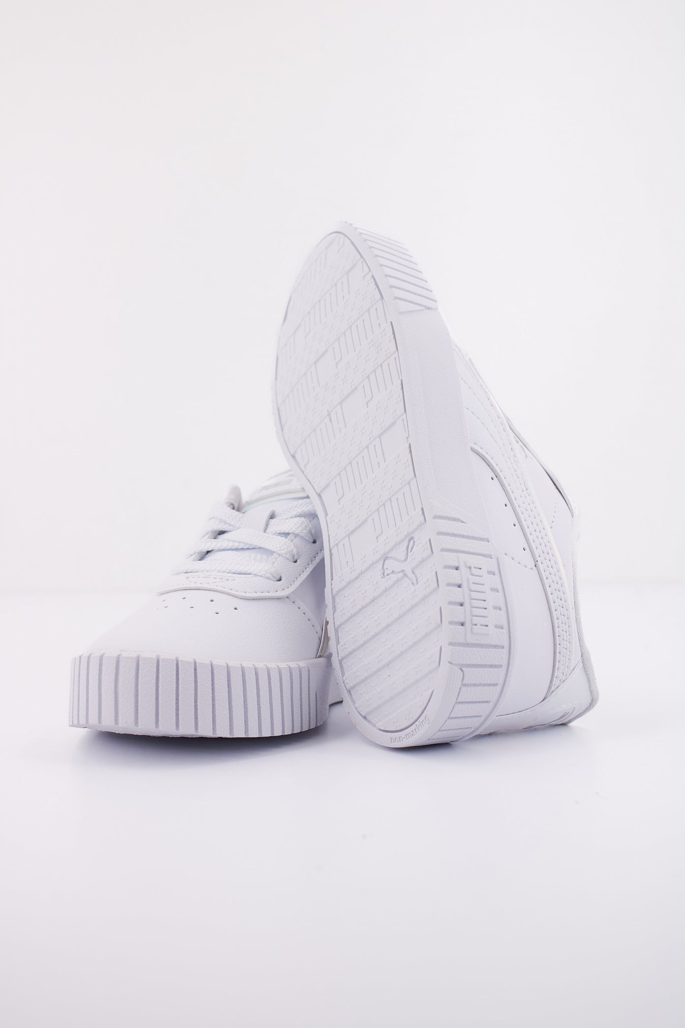 PUMA CARINA . HOLO . PS en color BLANCO (5)