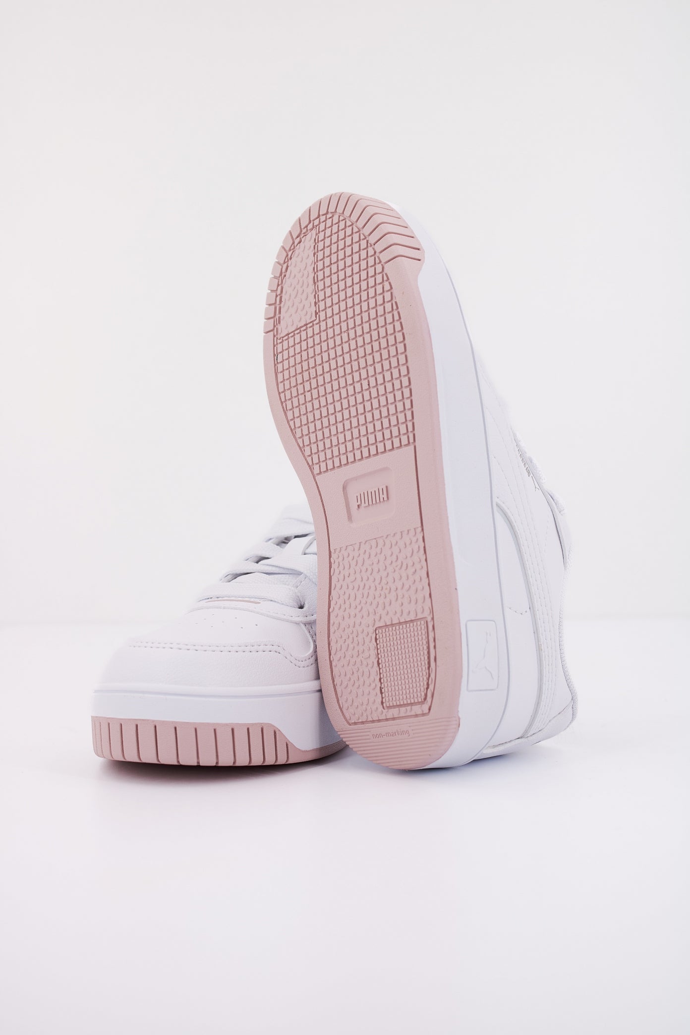 PUMA CARINA STREET HOLO . PS en color BLANCO (5)