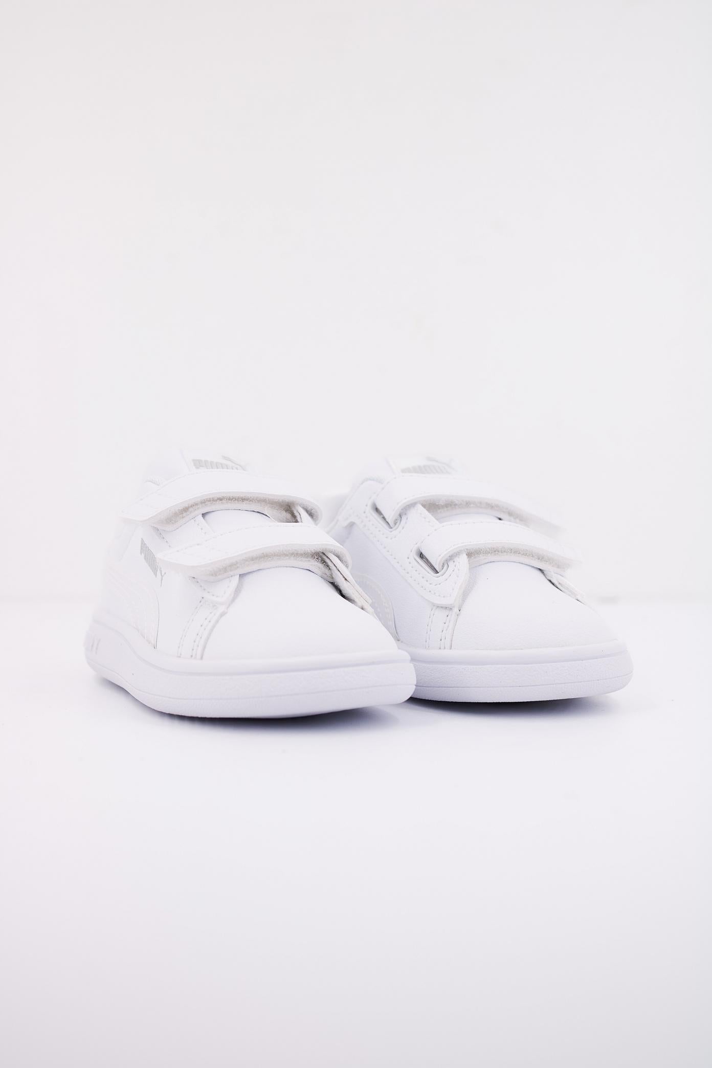 PUMA SMASH . HOLO . V en color BLANCO (2)