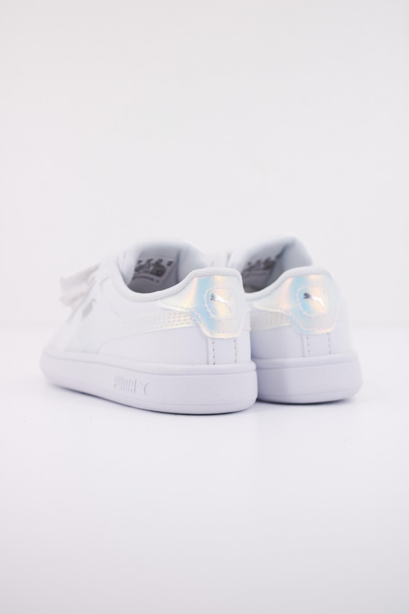 PUMA SMASH . HOLO . V en color BLANCO (4)