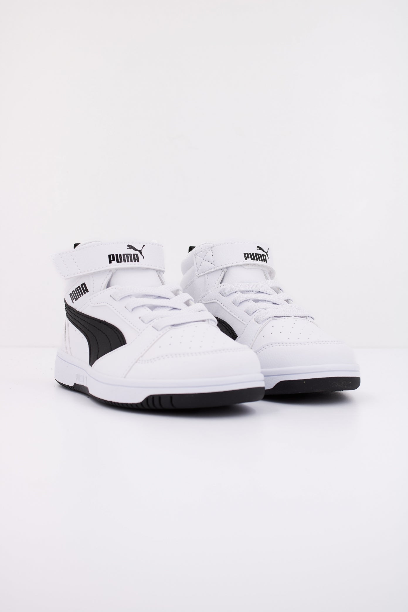 PUMA REBOUND V MID AC+ PS en color BLANCO (2)
