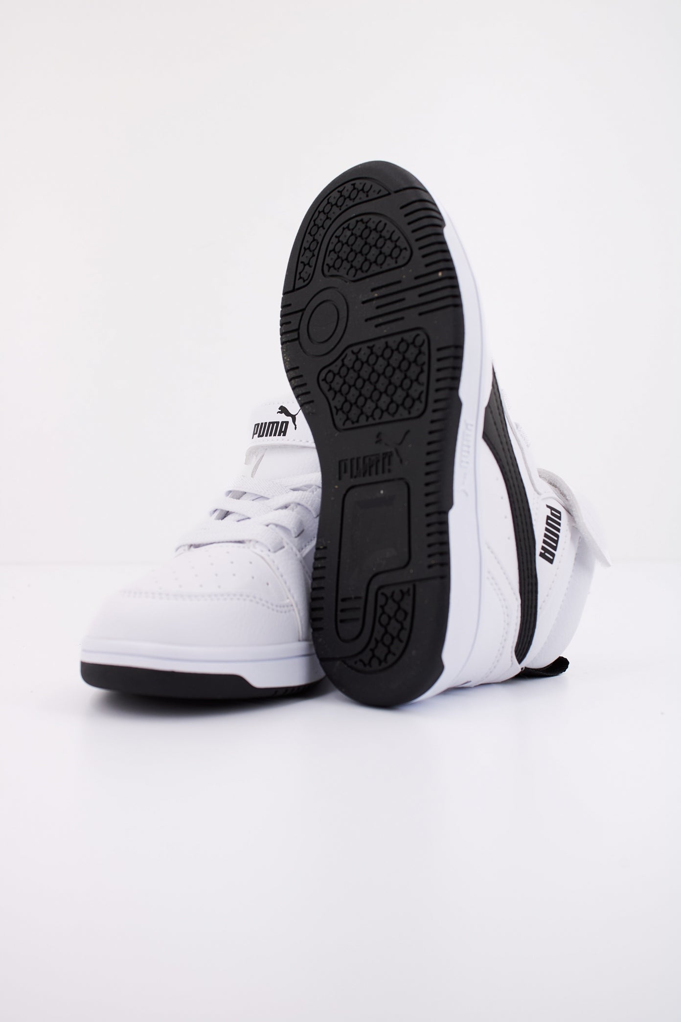 PUMA REBOUND V MID AC+ PS en color BLANCO (5)