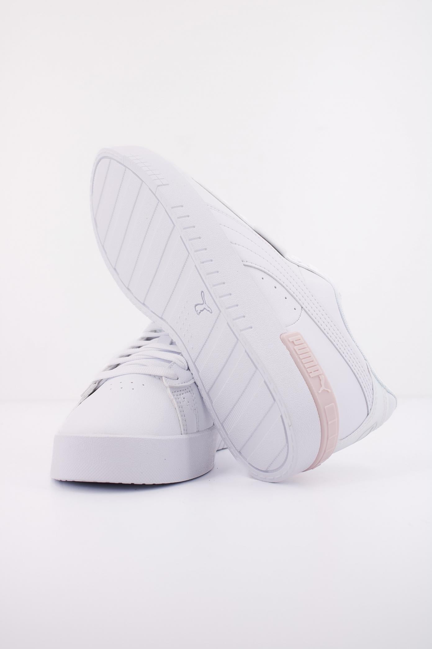 PUMA JADA HOLO . JR en color BLANCO (5)