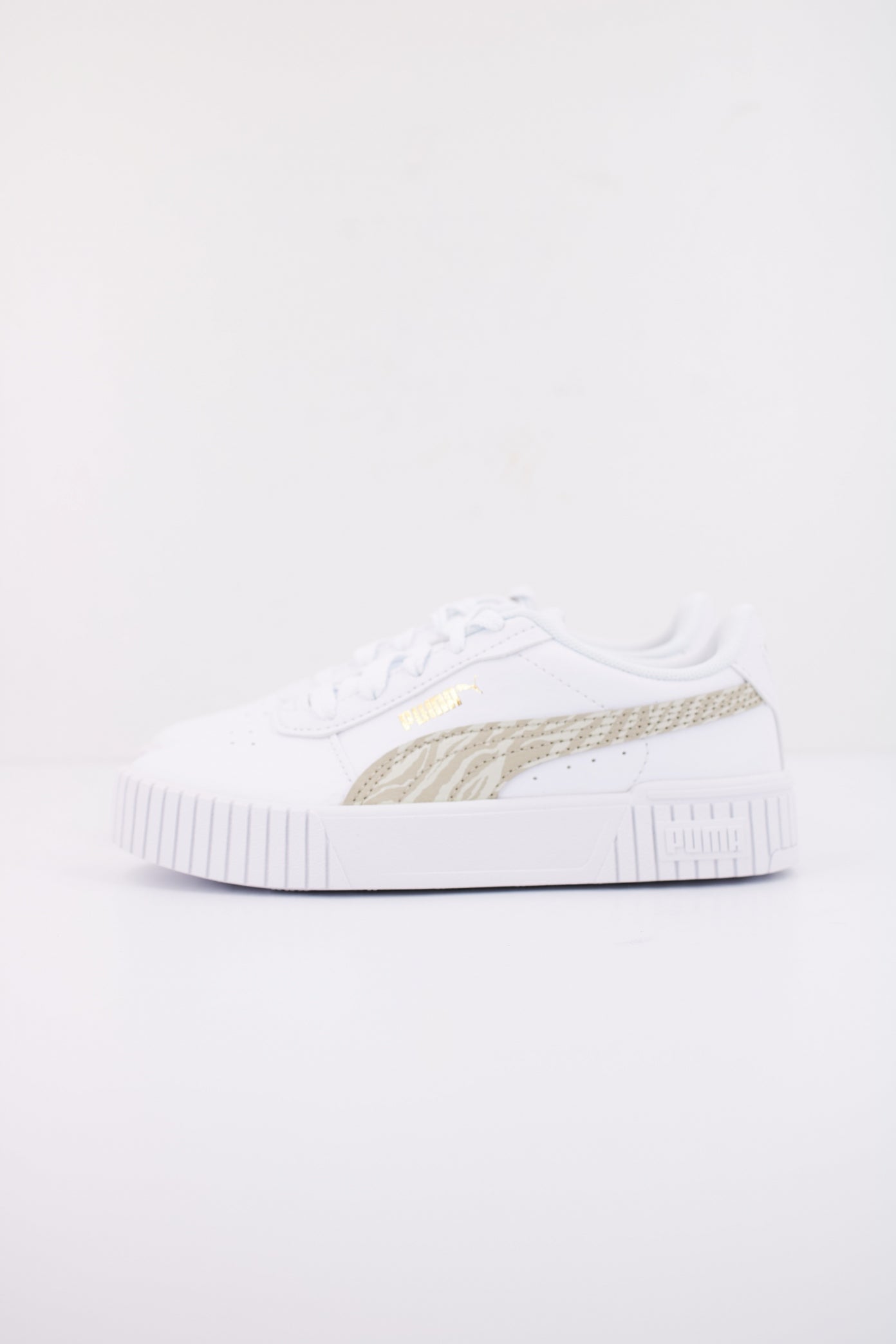 PUMA CARINA . ZEBRA PS en color BLANCO (1)