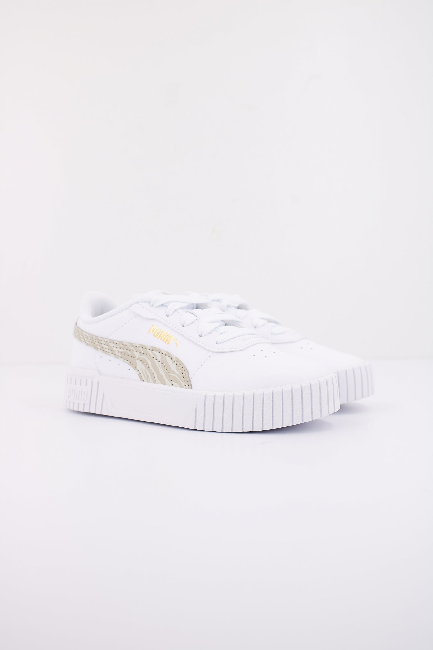 PUMA CARINA . ZEBRA PS en color BLANCO (2)