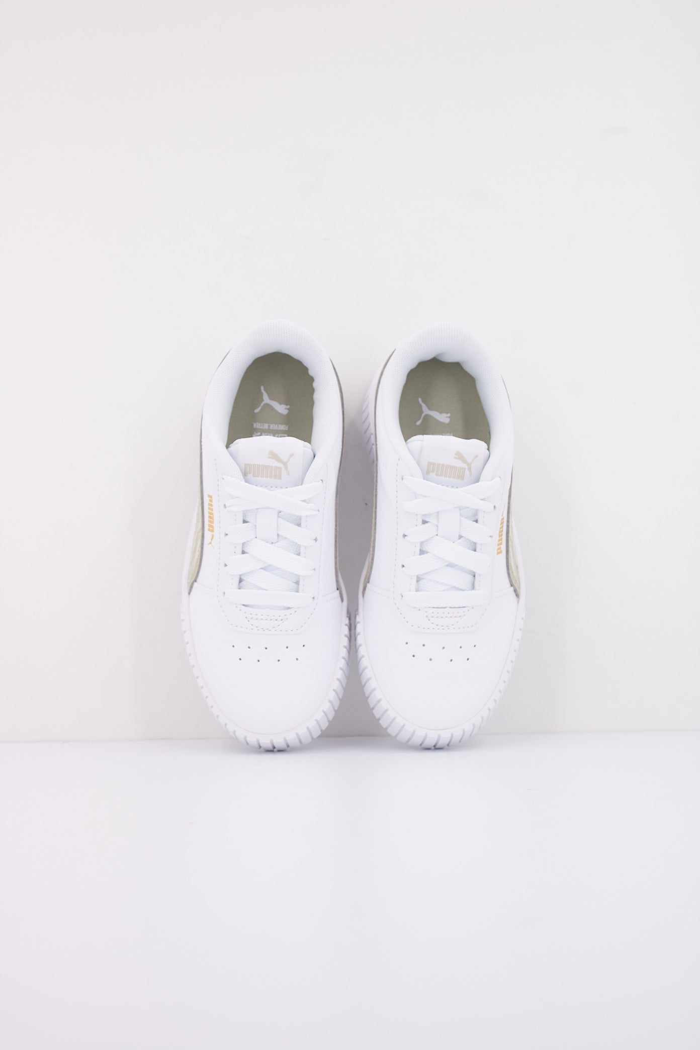 PUMA CARINA . ZEBRA PS en color BLANCO (3)