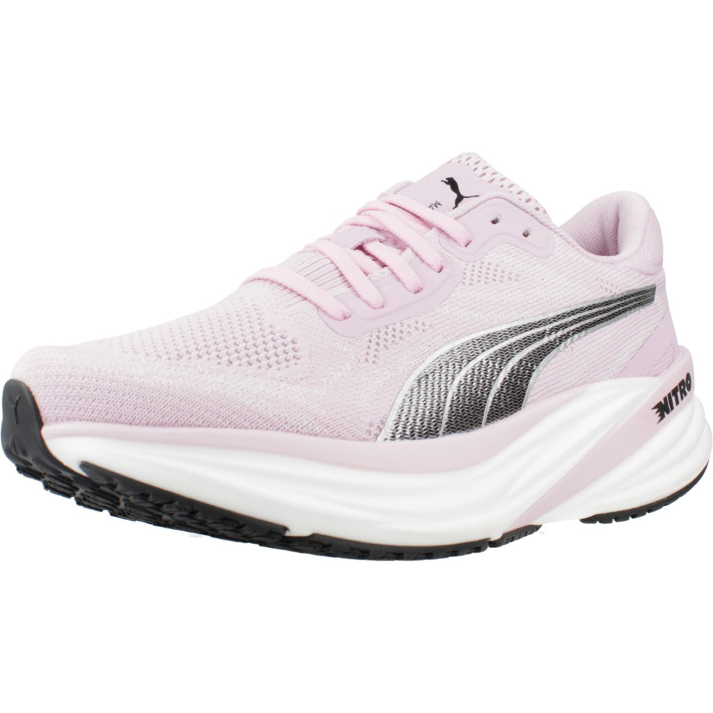 PUMA MAGNIFY NITRO WNS en color ROSA (1)