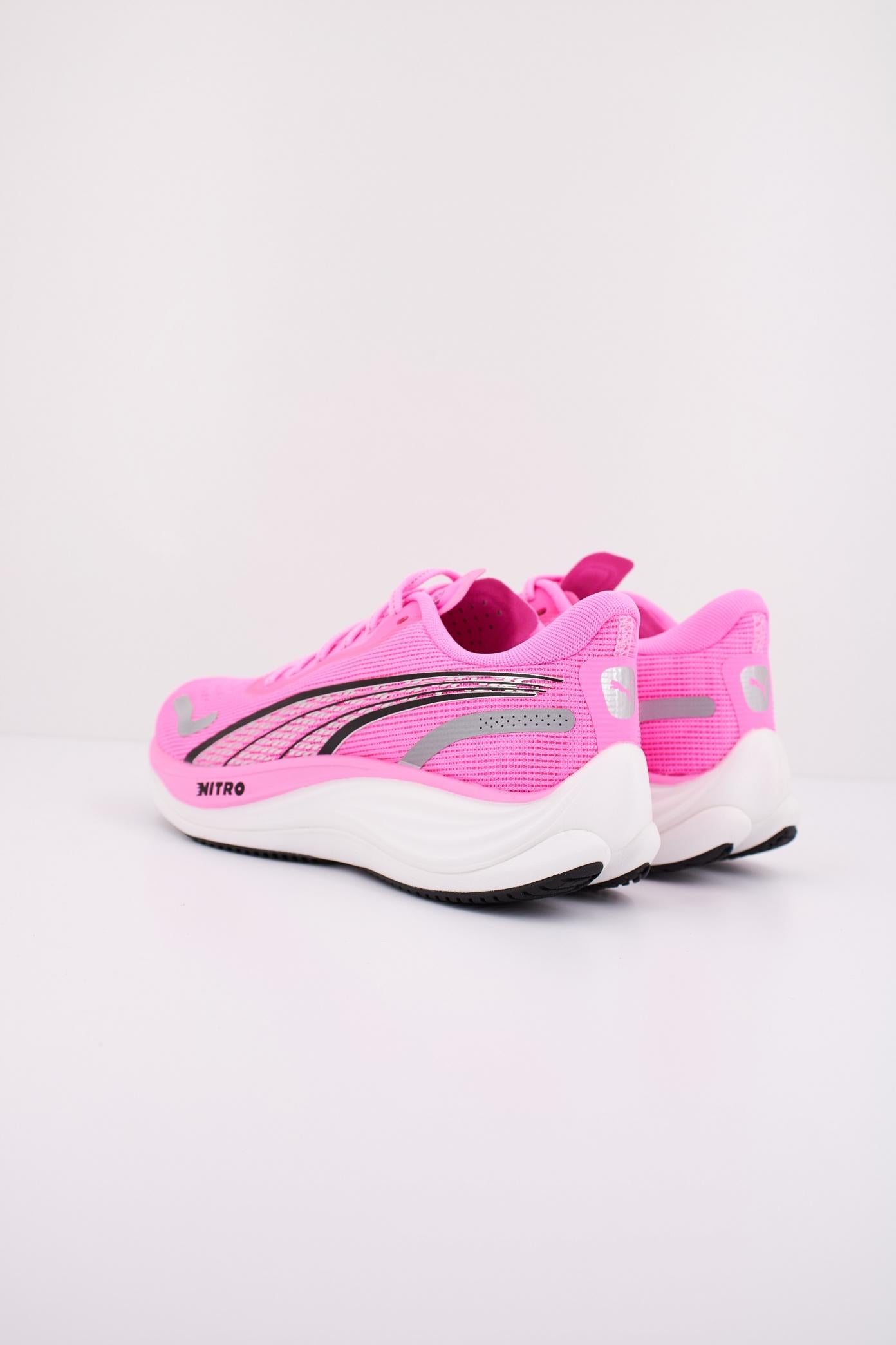 PUMA VELOCITY NITRO WN en color ROSA (4)