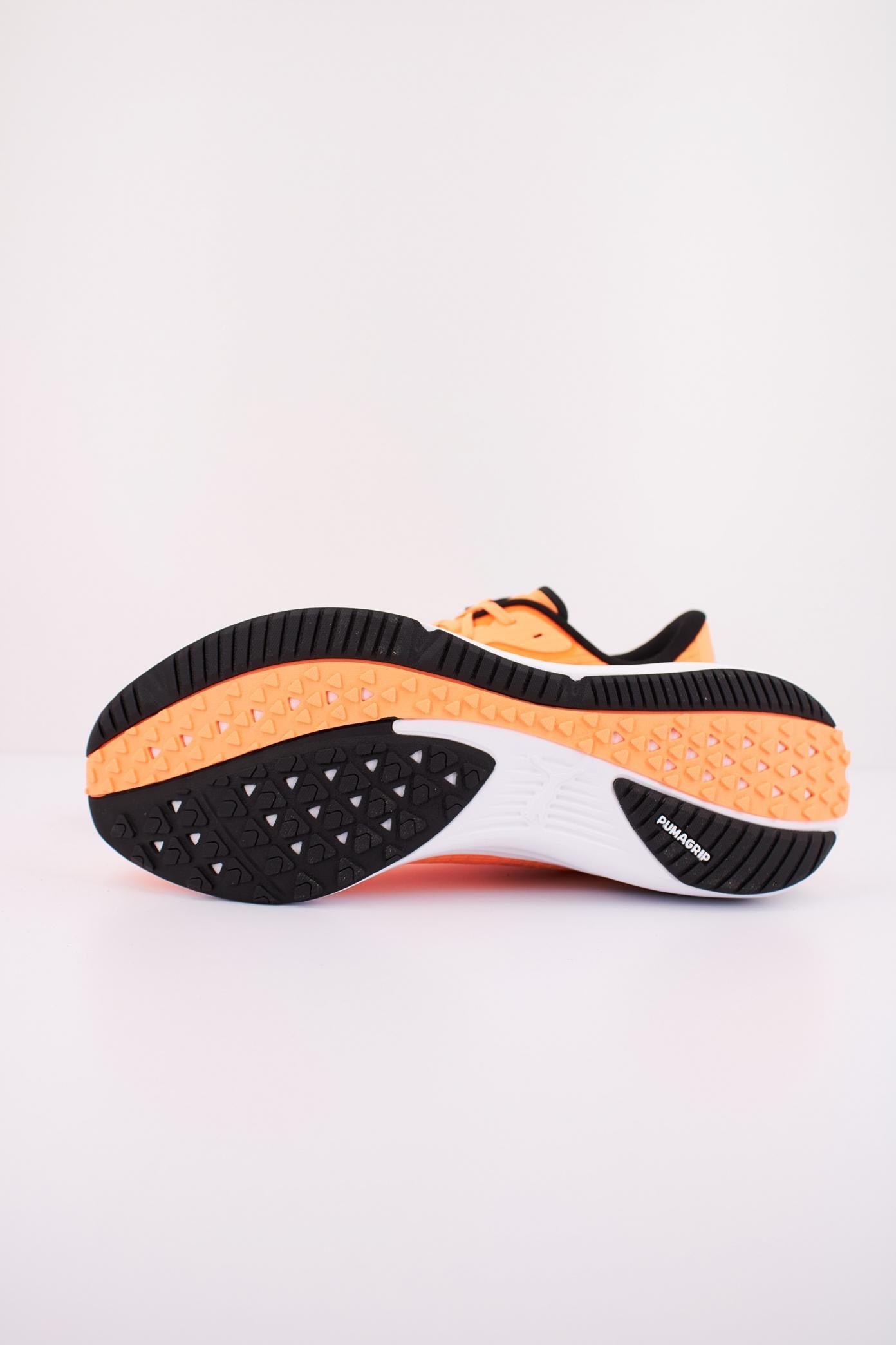 PUMA ELECTRIFY NITRO en color NARANJA (5)