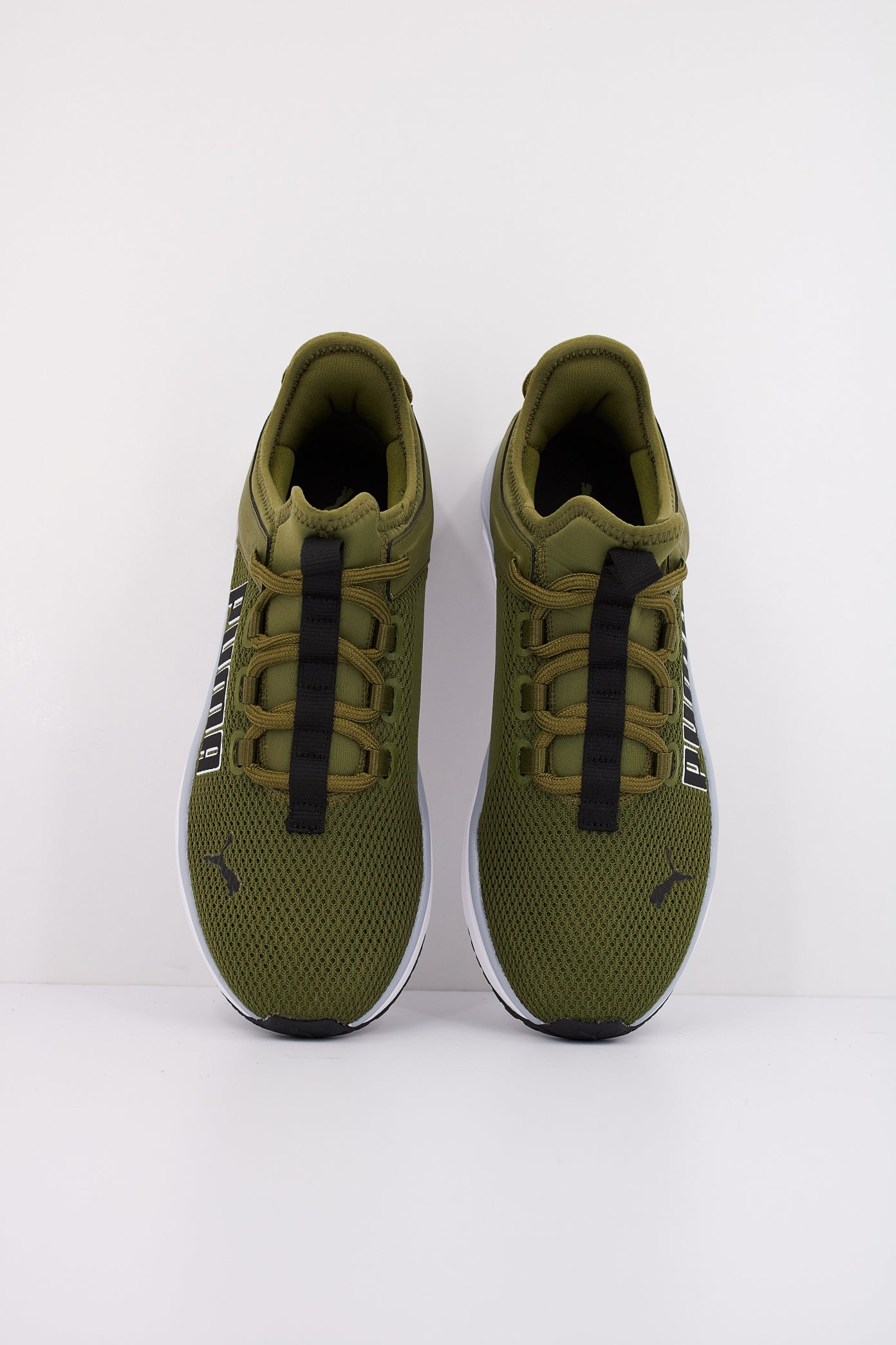 PUMA SOFTRIDE ASTRO SLIP en color VERDE (3)