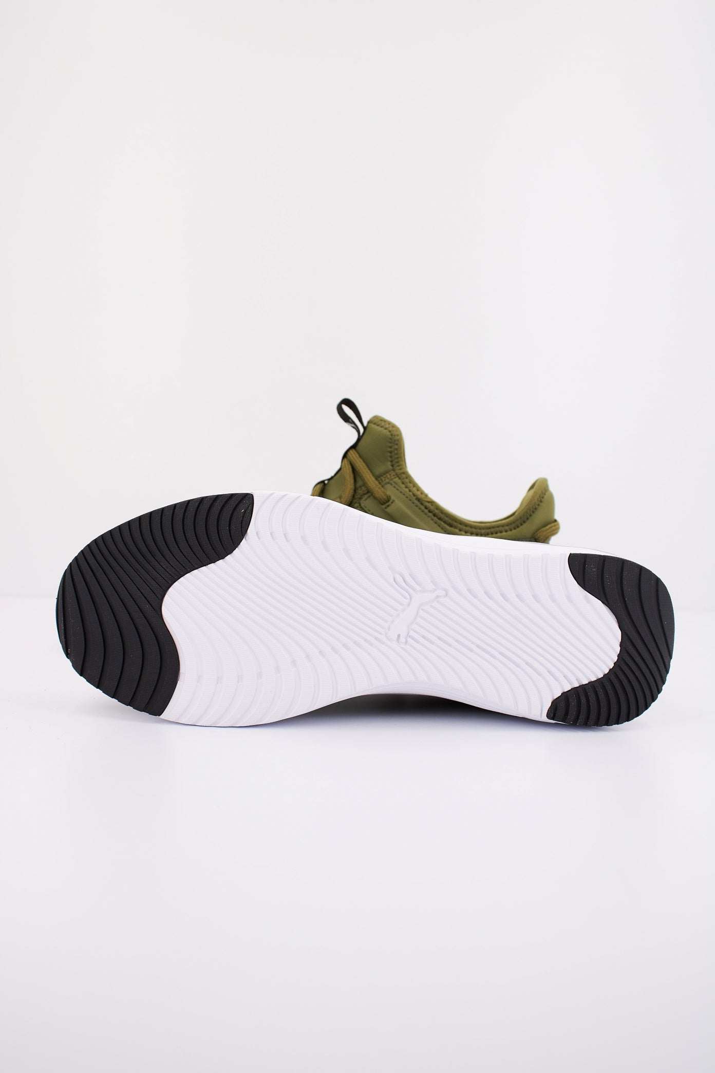 PUMA SOFTRIDE ASTRO SLIP en color VERDE (5)