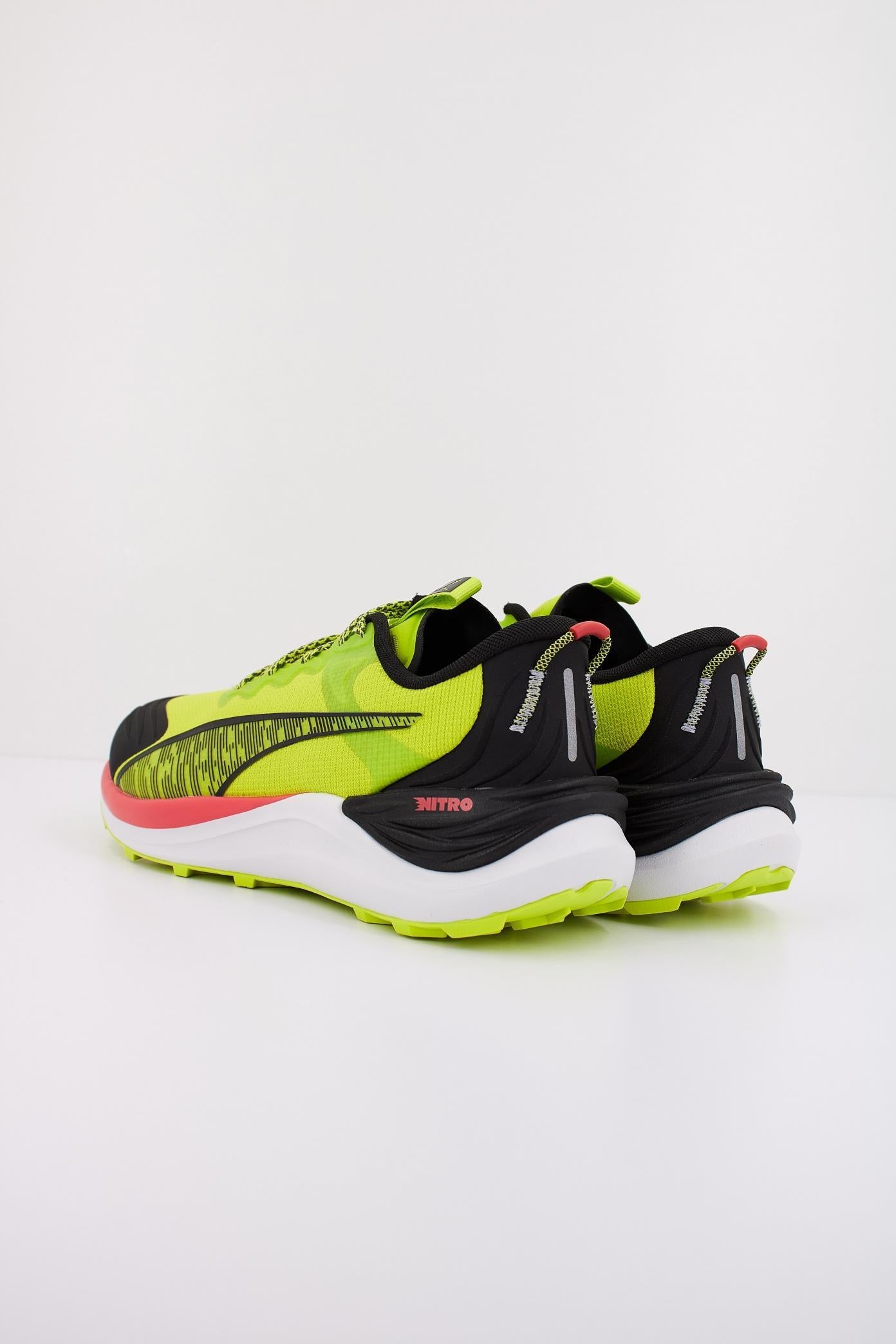 PUMA ELECTRIFY NITRO TR en color VERDE (4)