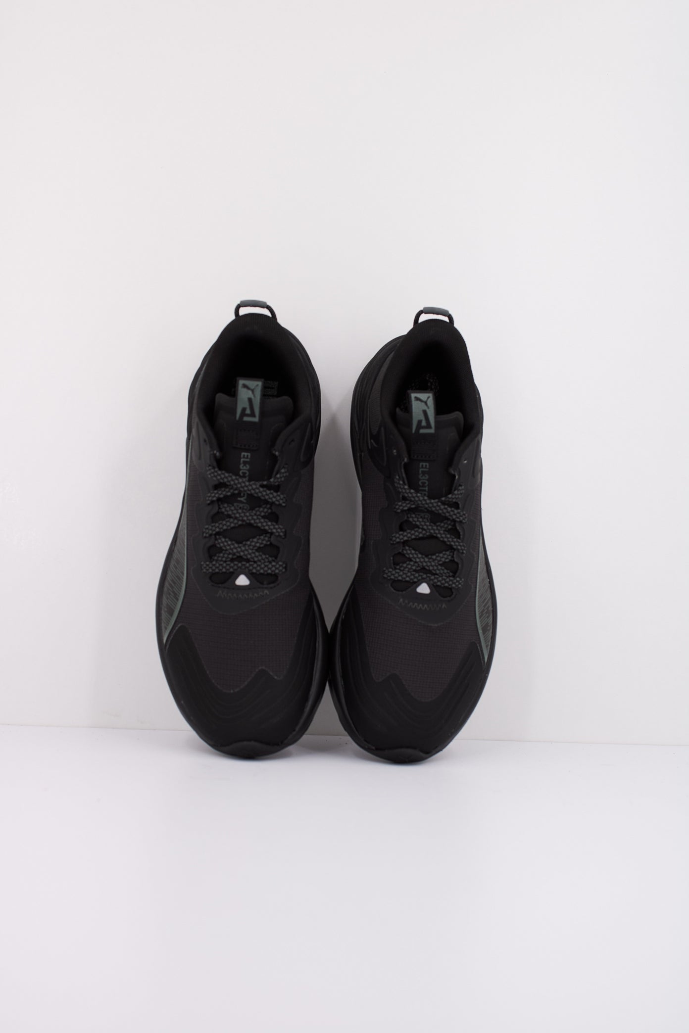 PUMA ELECTRIFY NITRO TR WNS en color NEGRO (3)