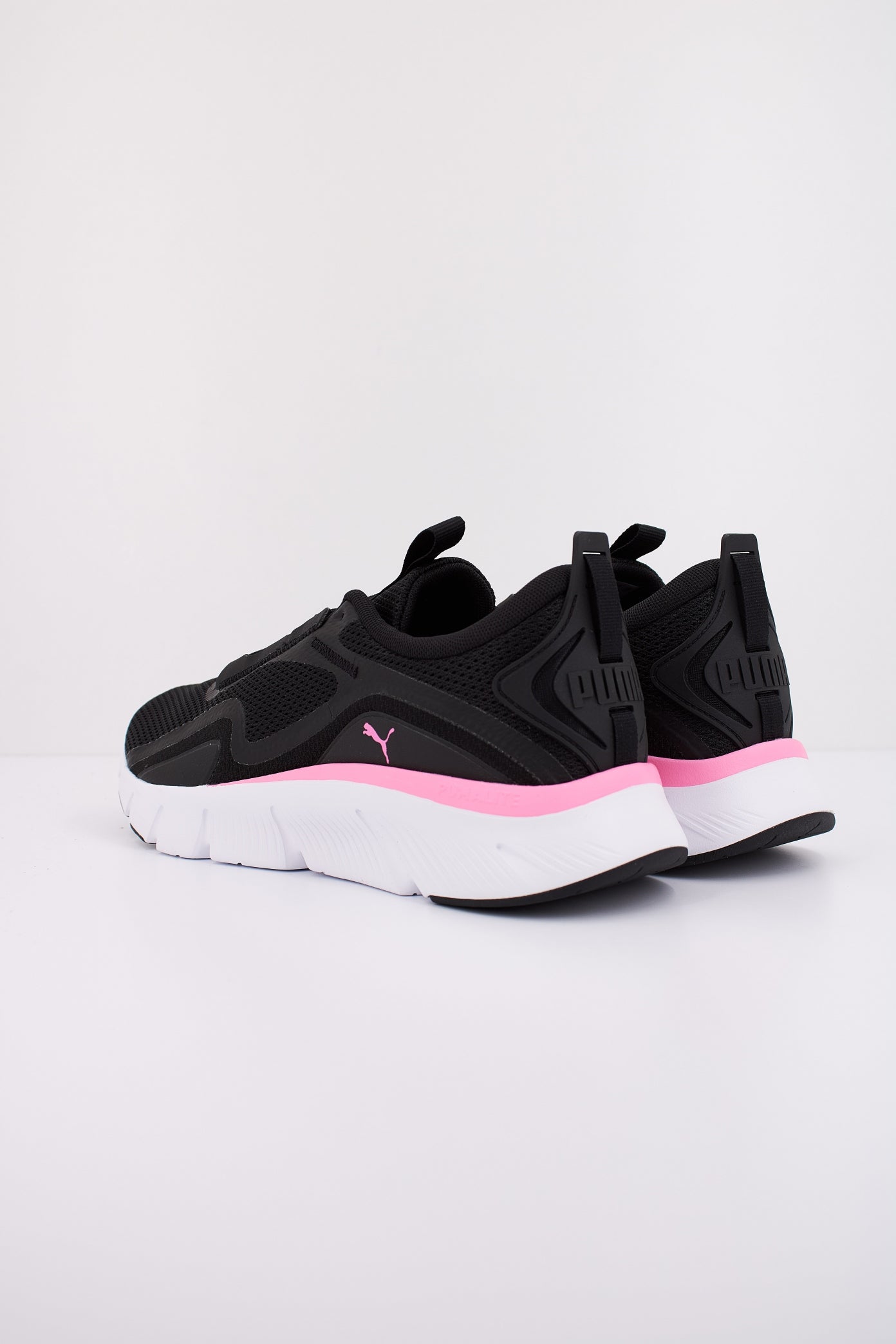 PUMA FLEXFOCUS LITE en color NEGRO (4)