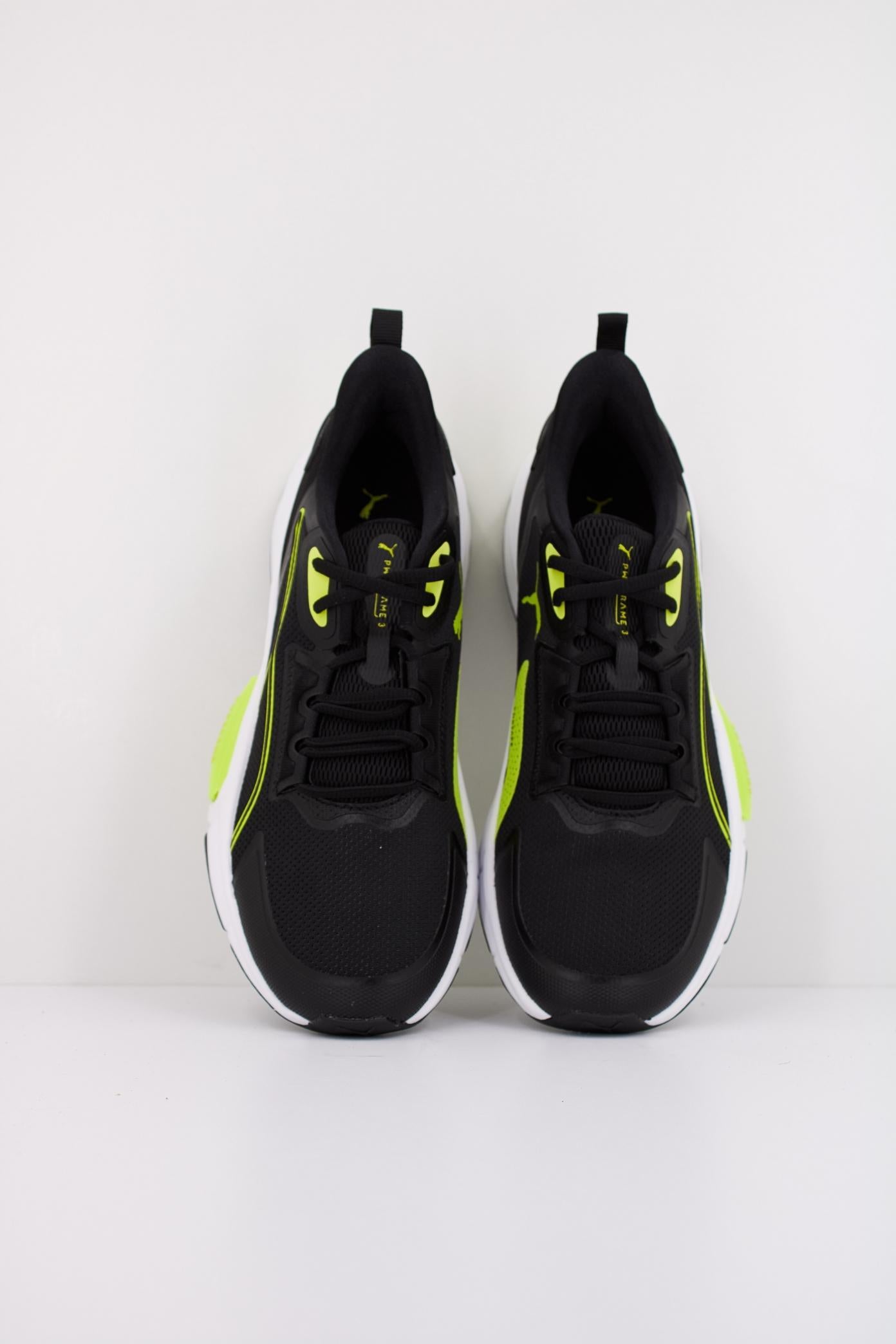 PUMA PWRFRAME TR WNS en color NEGRO (3)