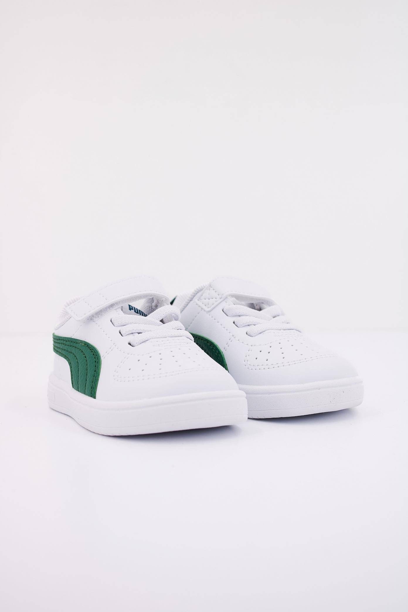 PUMA RICKIE AC+ INF en color BLANCO (2)