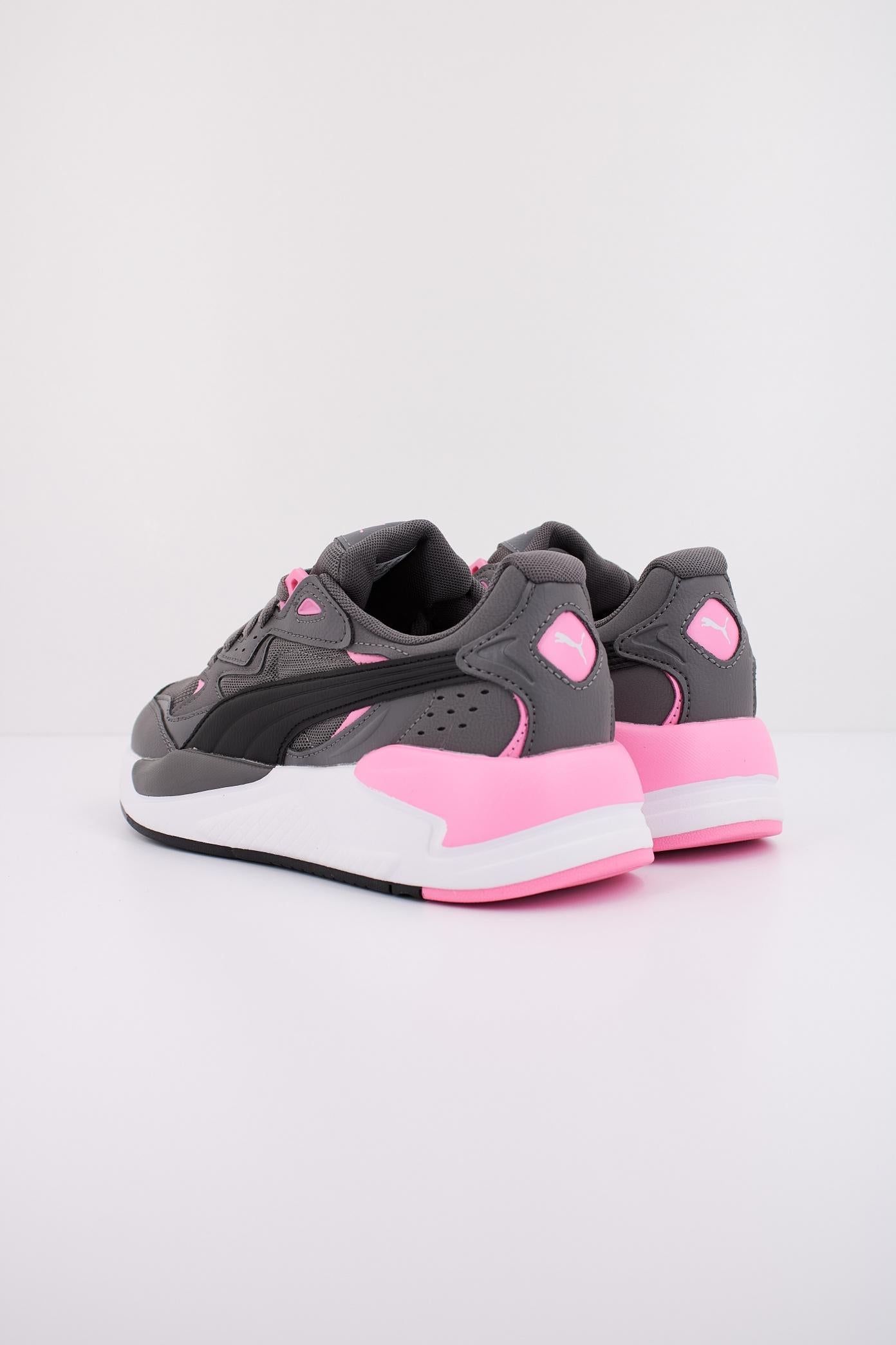 PUMA X-RAY SPEED JR en color GRIS (4)