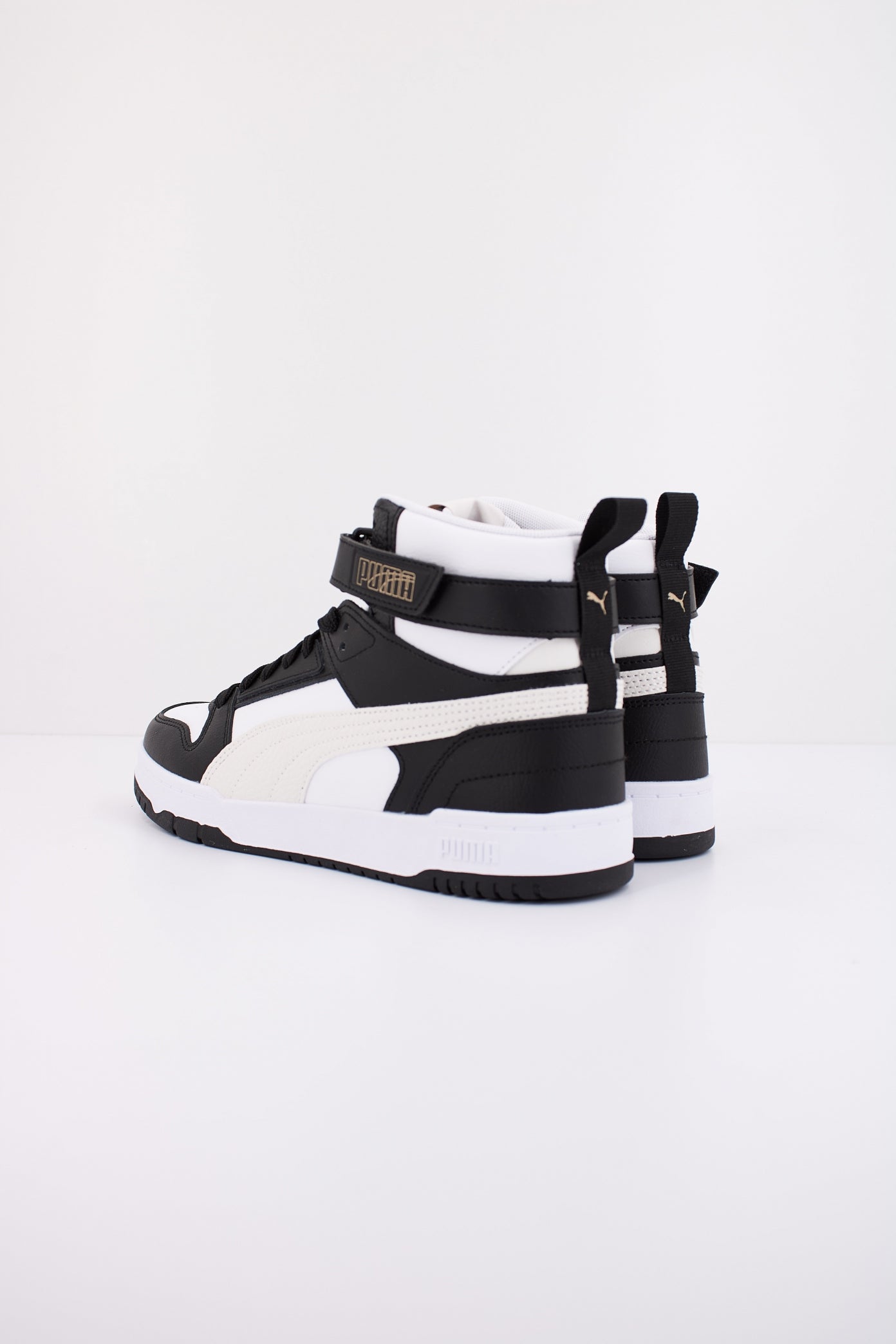 PUMA RBD GAME en color BLANCO (4)