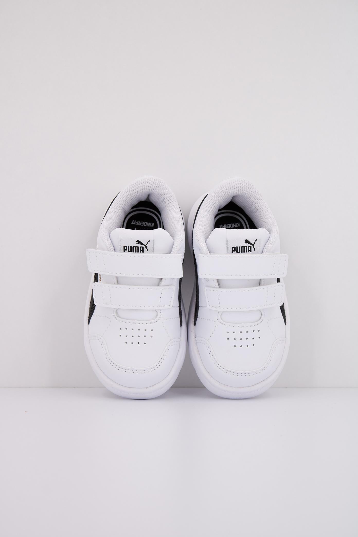 PUMA EVOLVE COURT V INF en color BLANCO (3)