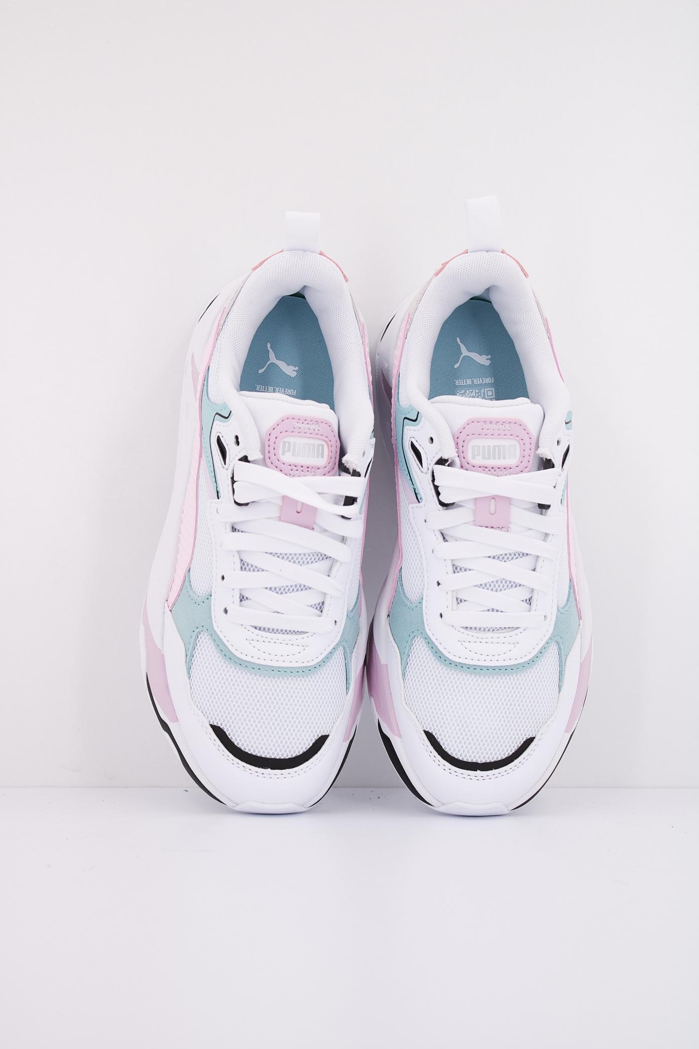 PUMA TRINITY en color BLANCO (3)