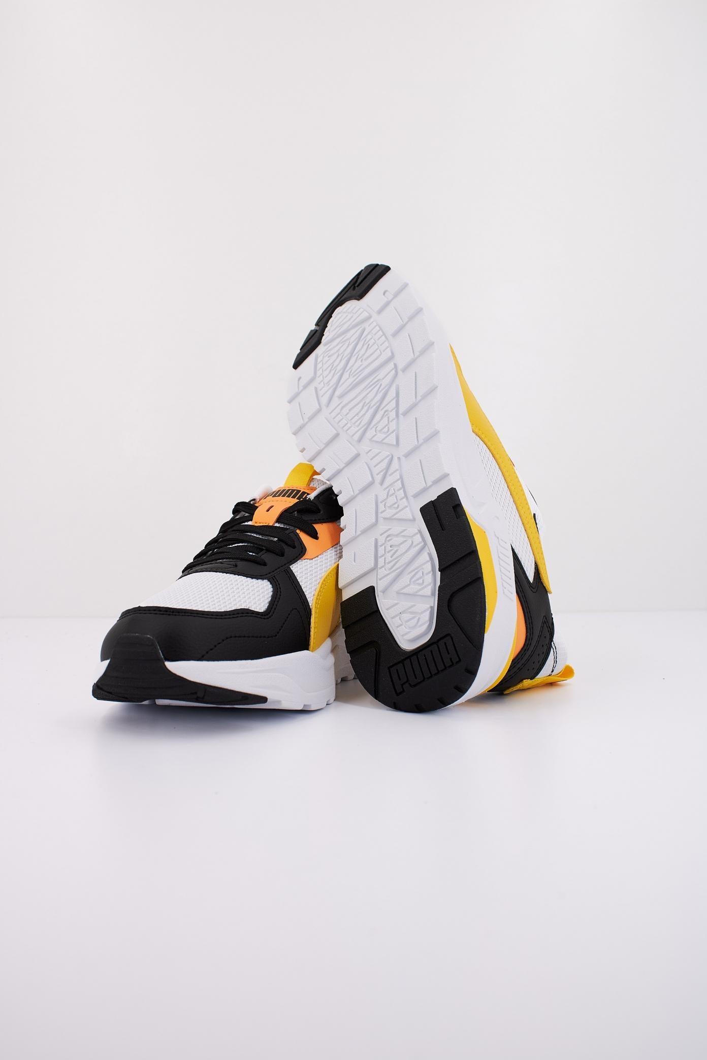 PUMA TRINITY LITE en color BLANCO (5)