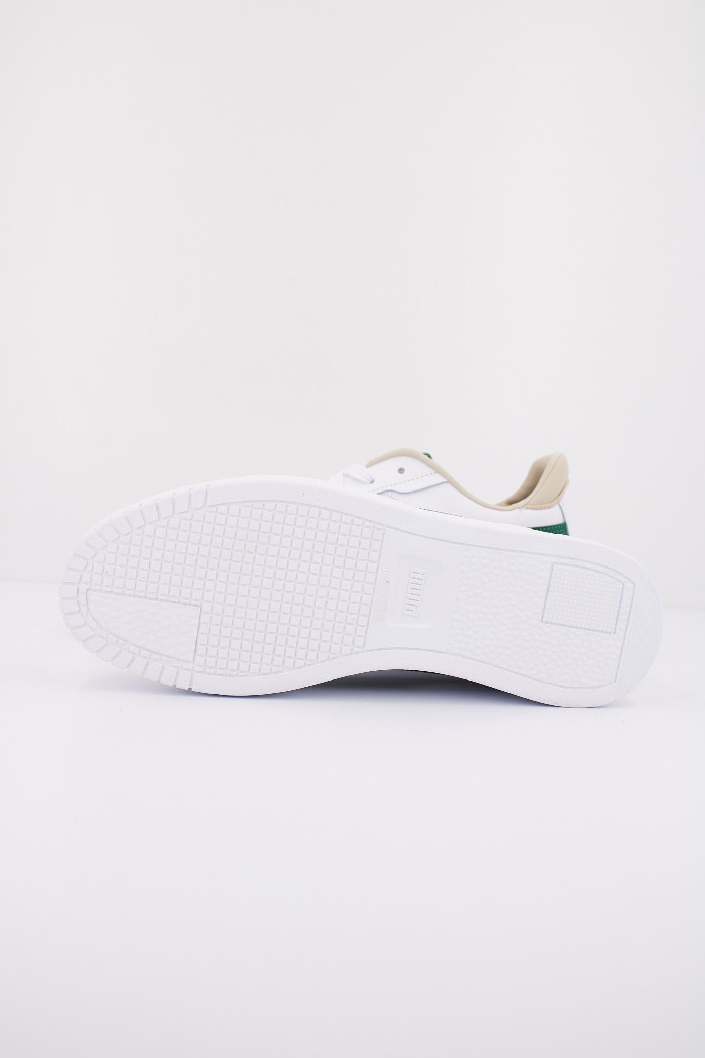PUMA CARINA STREET en color BLANCO (5)