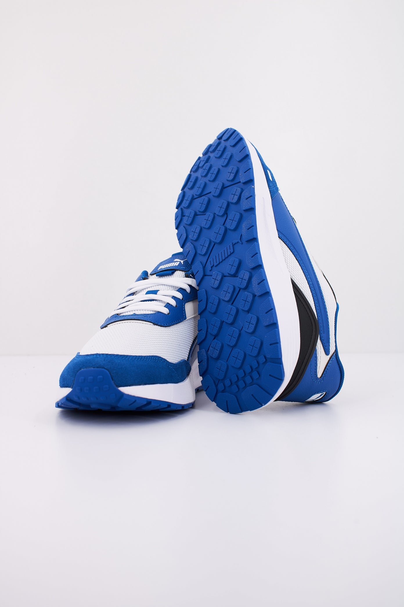 PUMA RUNTAMED PLUS en color AZUL (5)