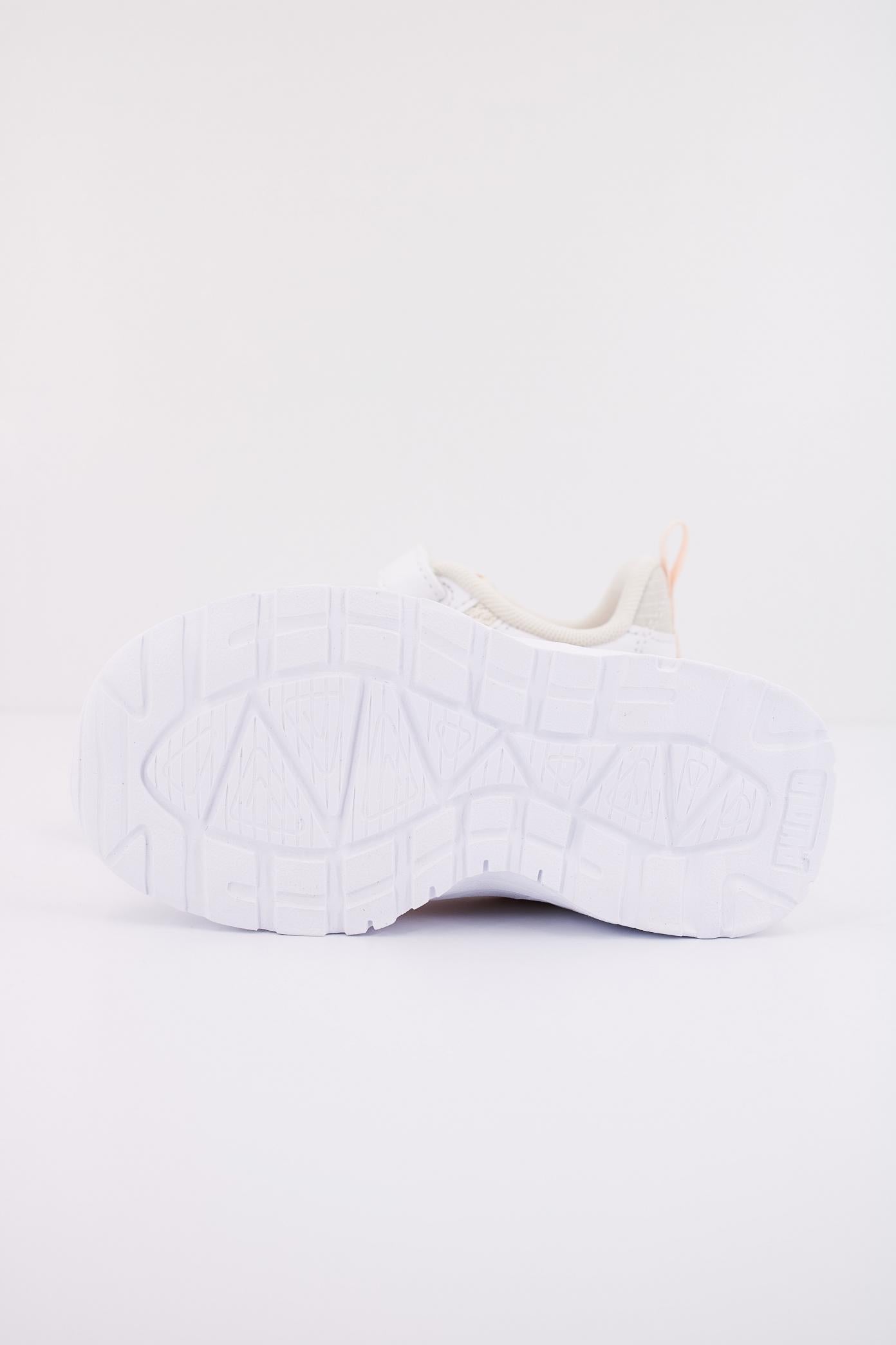 PUMA TRINITY LITE AC+ INF en color BEIS (5)