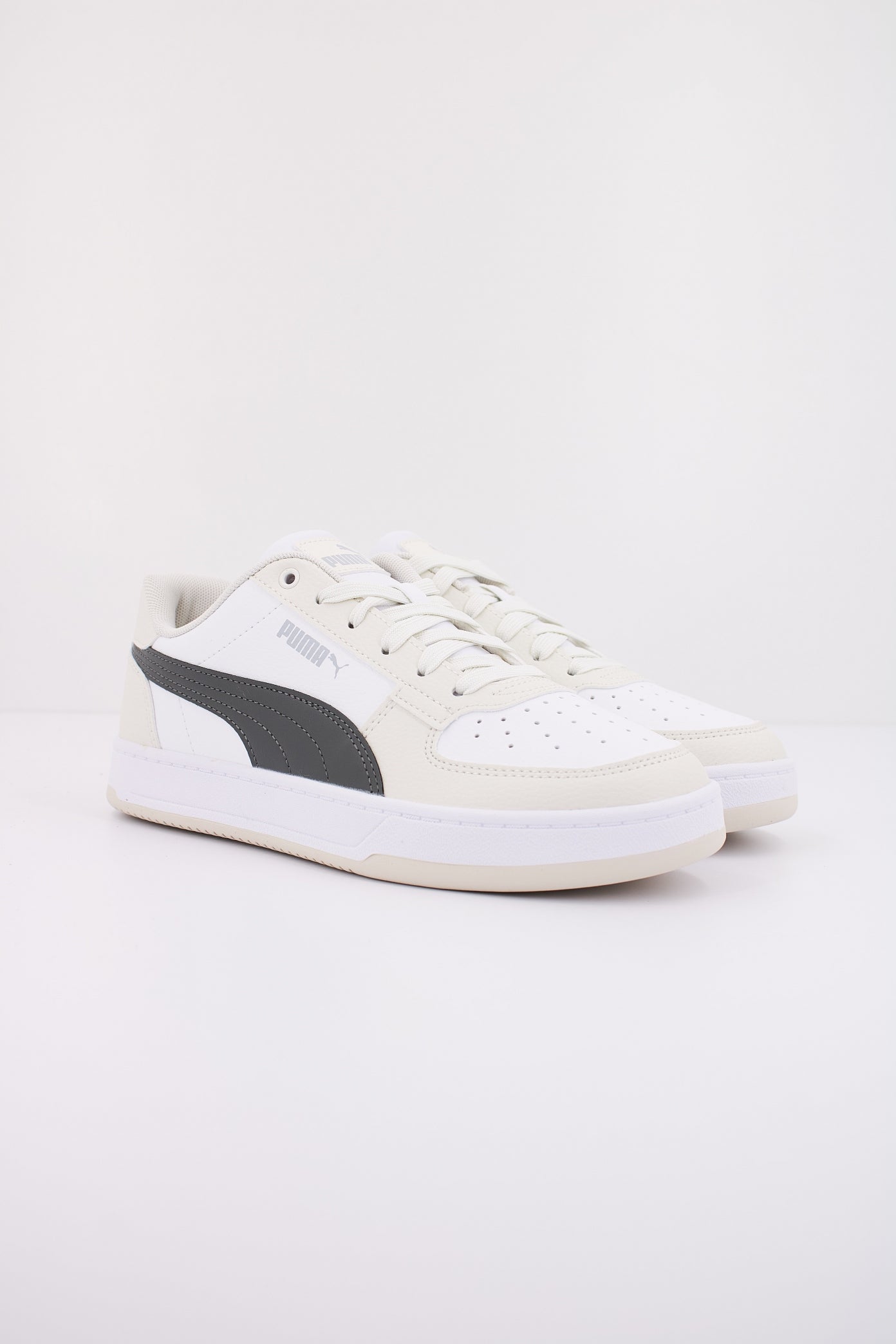 PUMA PUMA CAVEN . en color BLANCO (2)