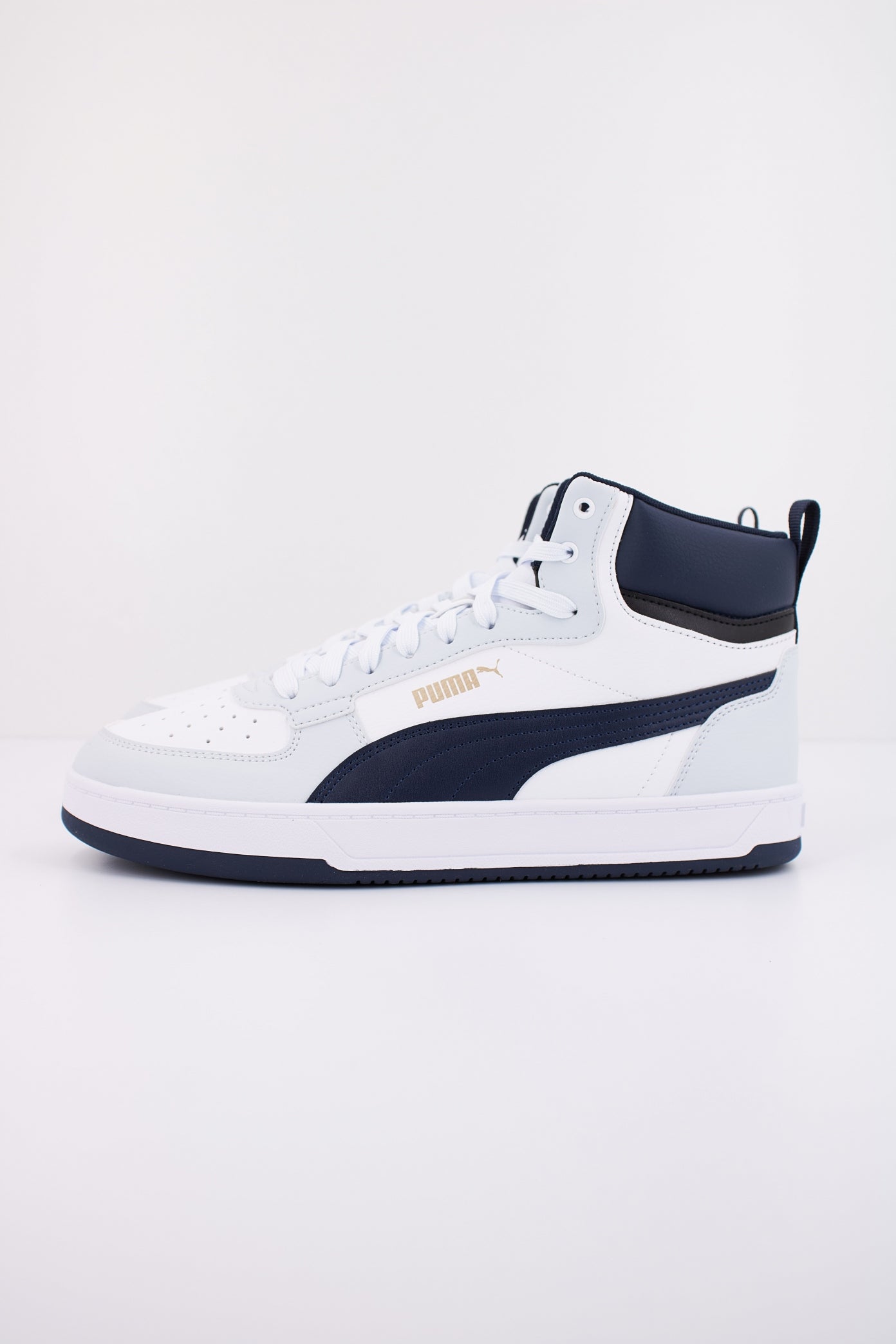 PUMA CAVEN . MID en color BLANCO (1)