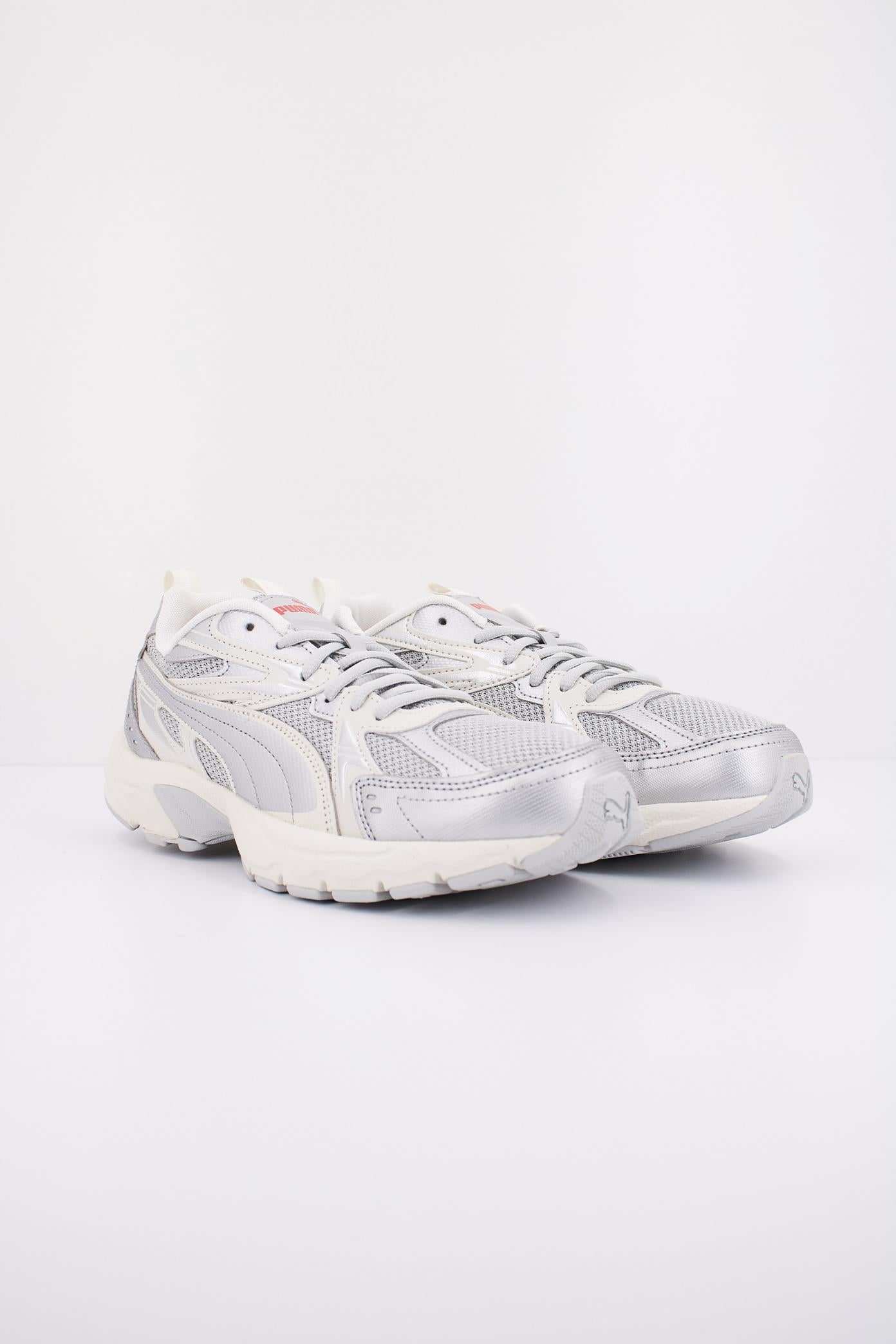 PUMA MILENIO TECH en color GRIS (2)