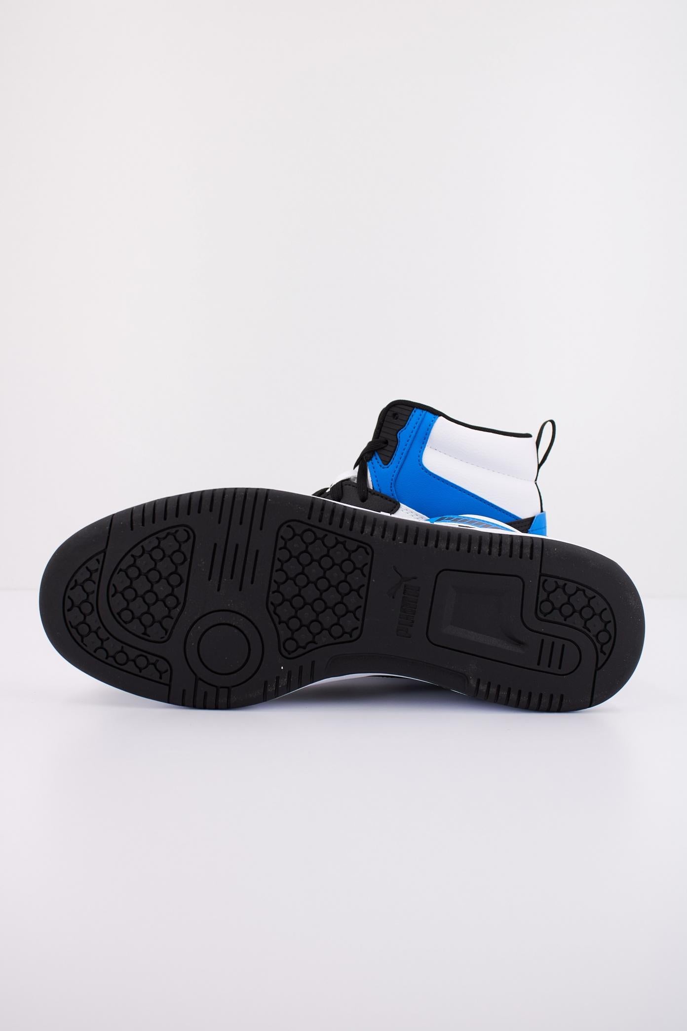 PUMA REBOUND V en color NEGRO (5)