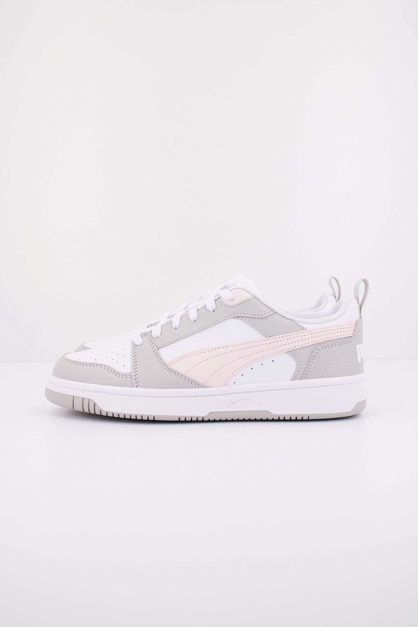 PUMA REBOUND V LOW en color BLANCO (1)