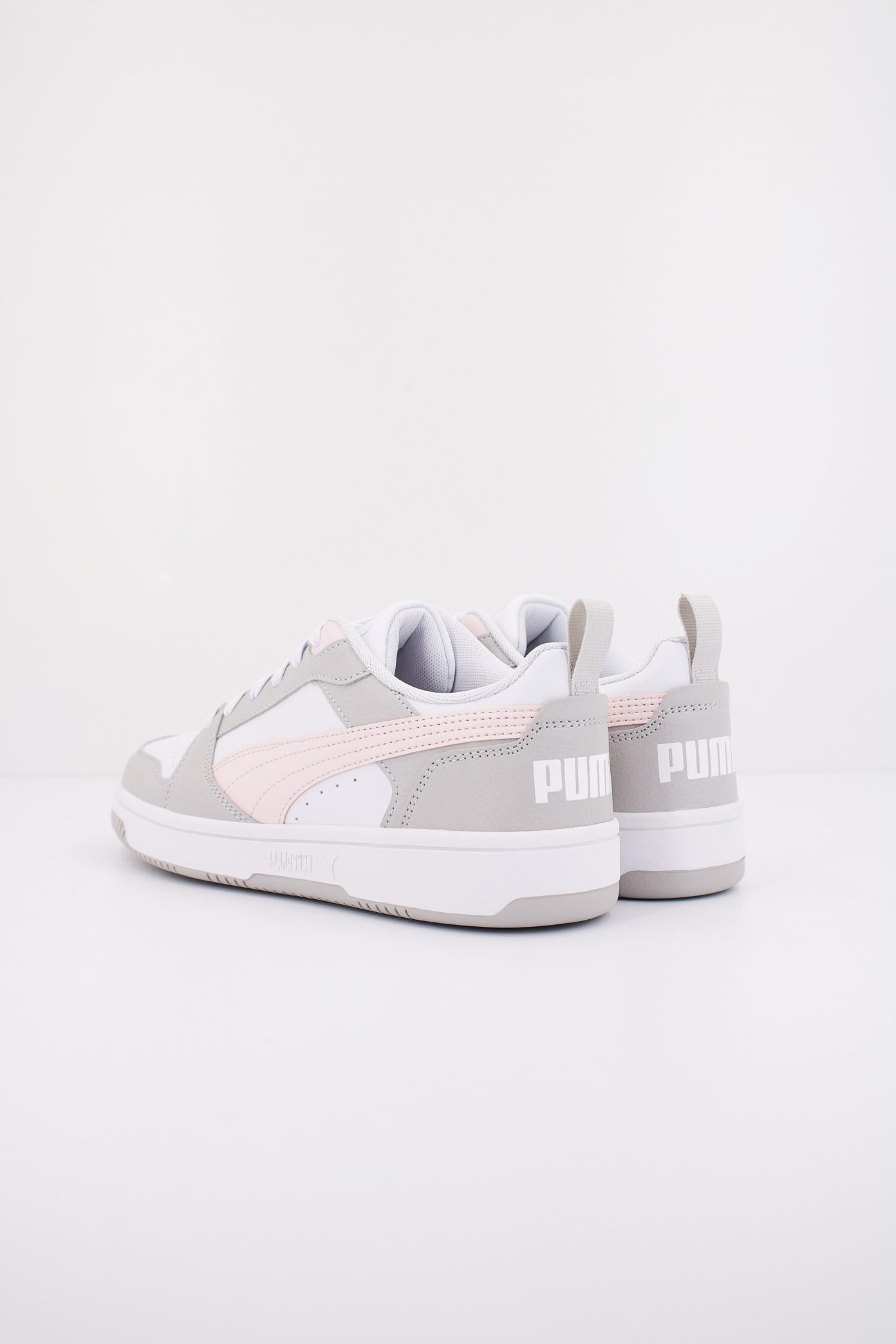 PUMA REBOUND V LOW en color BLANCO (4)