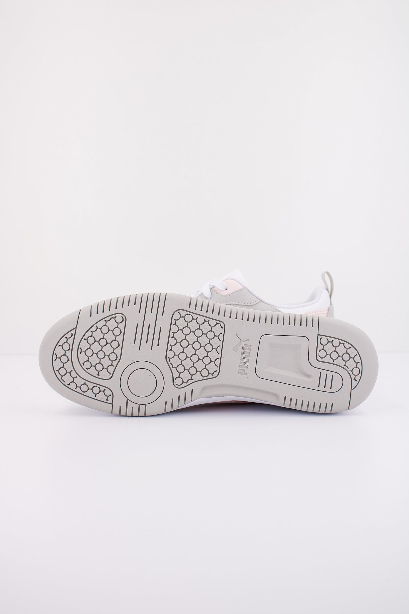 PUMA REBOUND V LOW en color BLANCO (5)