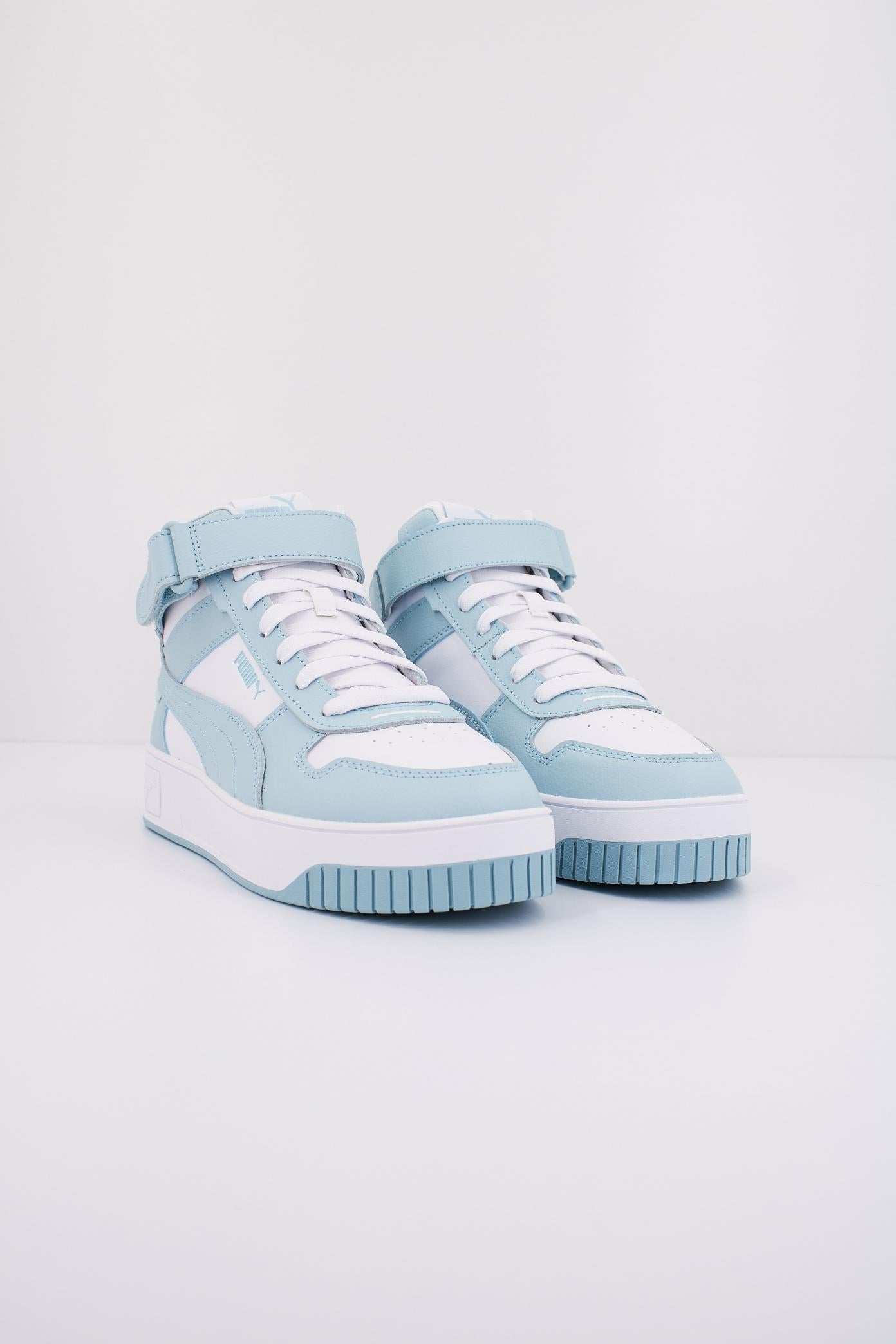 PUMA CARINA STREET MID en color AZUL (2)