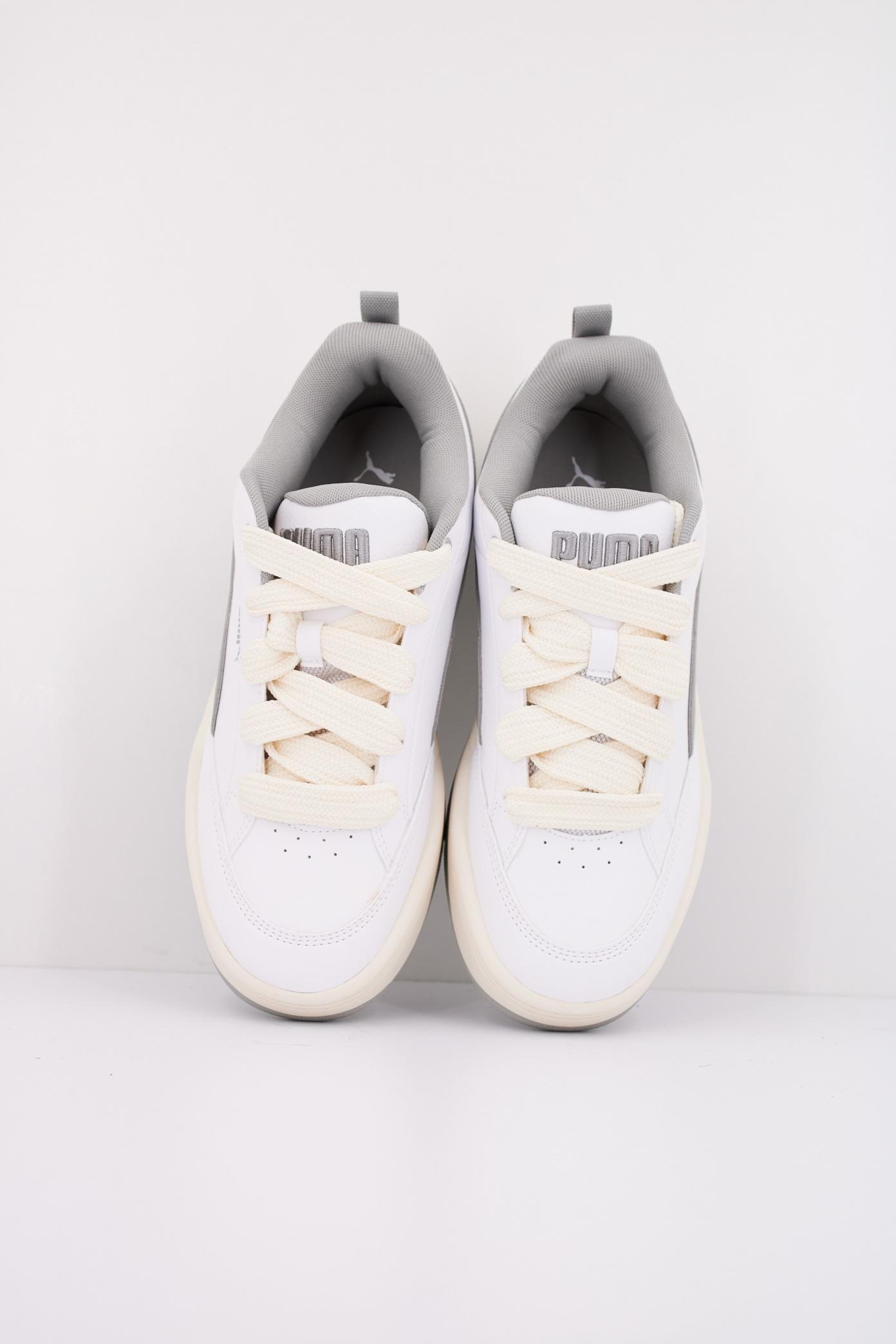 PUMA PARK LIFESTYLE en color BLANCO (3)