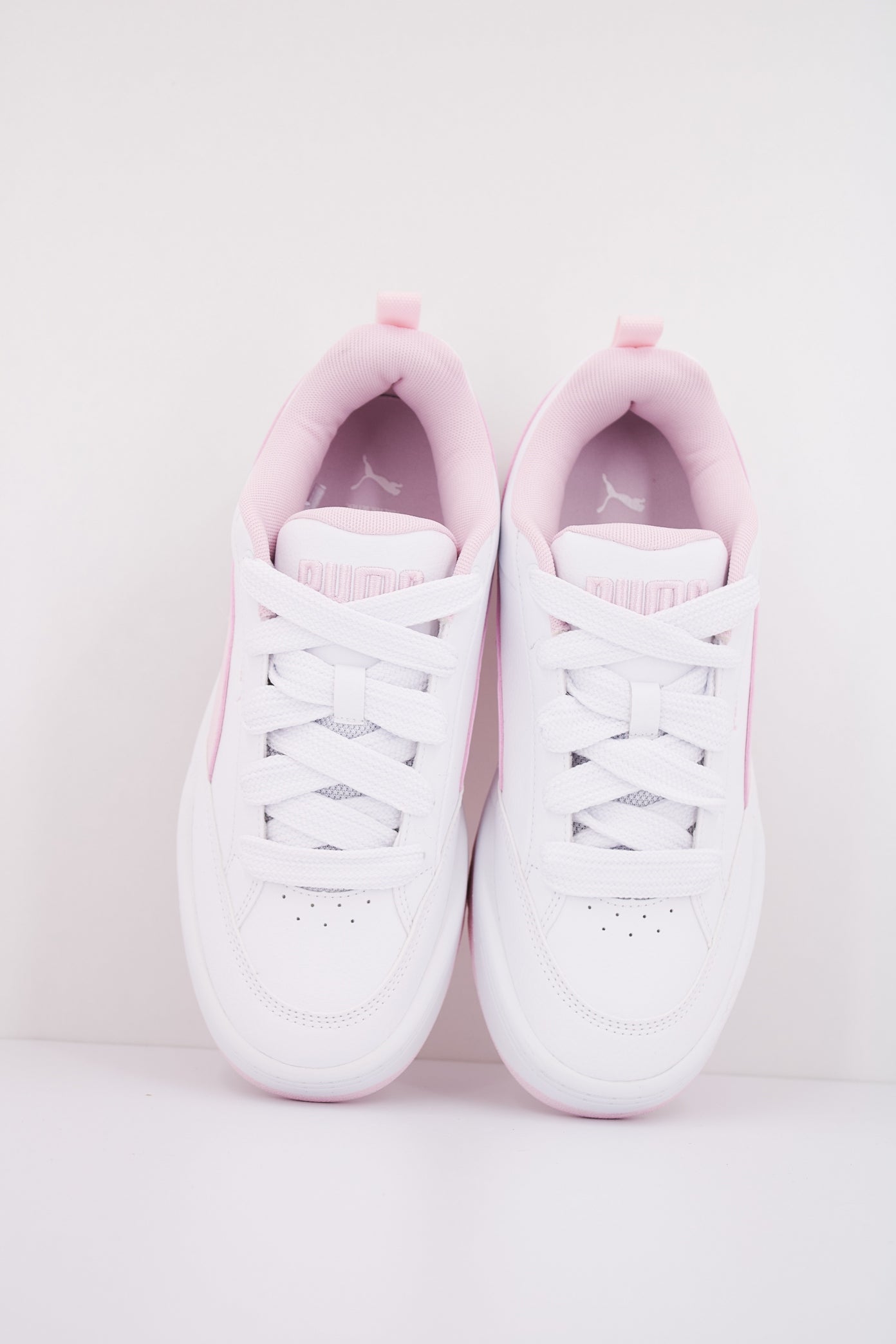 PUMA PARK LIFESTYLE en color BLANCO (3)