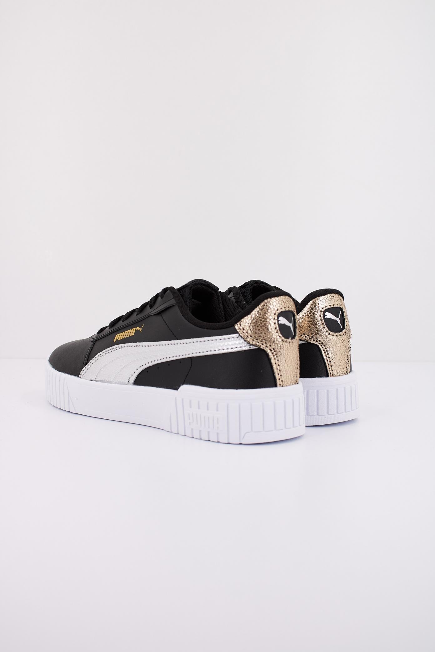 PUMA CARINA . METALLIC SHINE en color NEGRO (4)