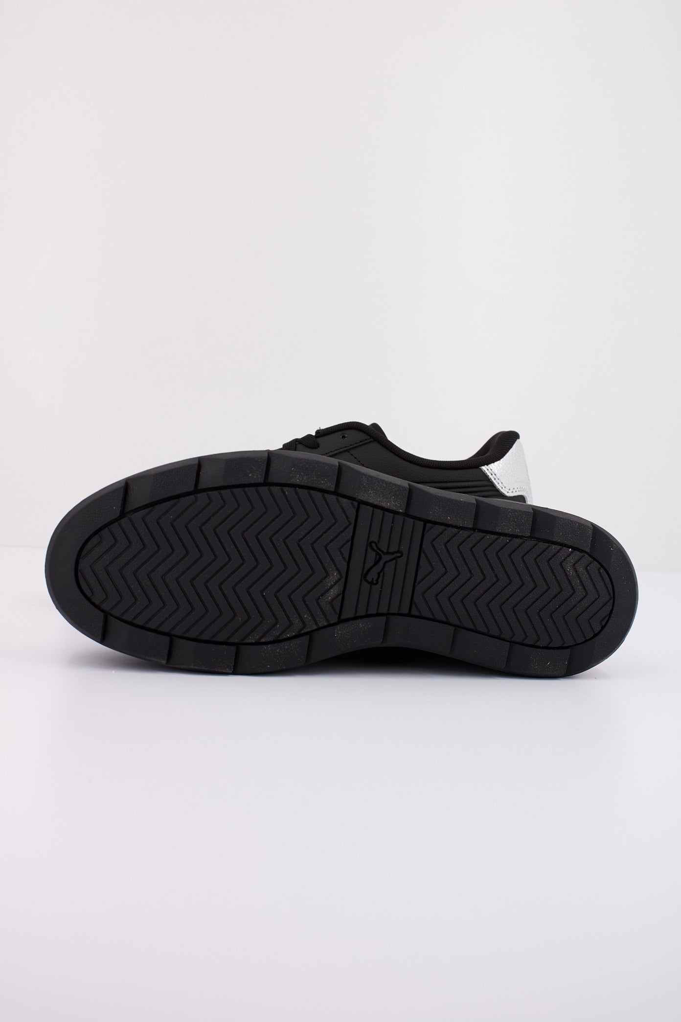 PUMA KARMEN METALLIC SHINE en color NEGRO (5)