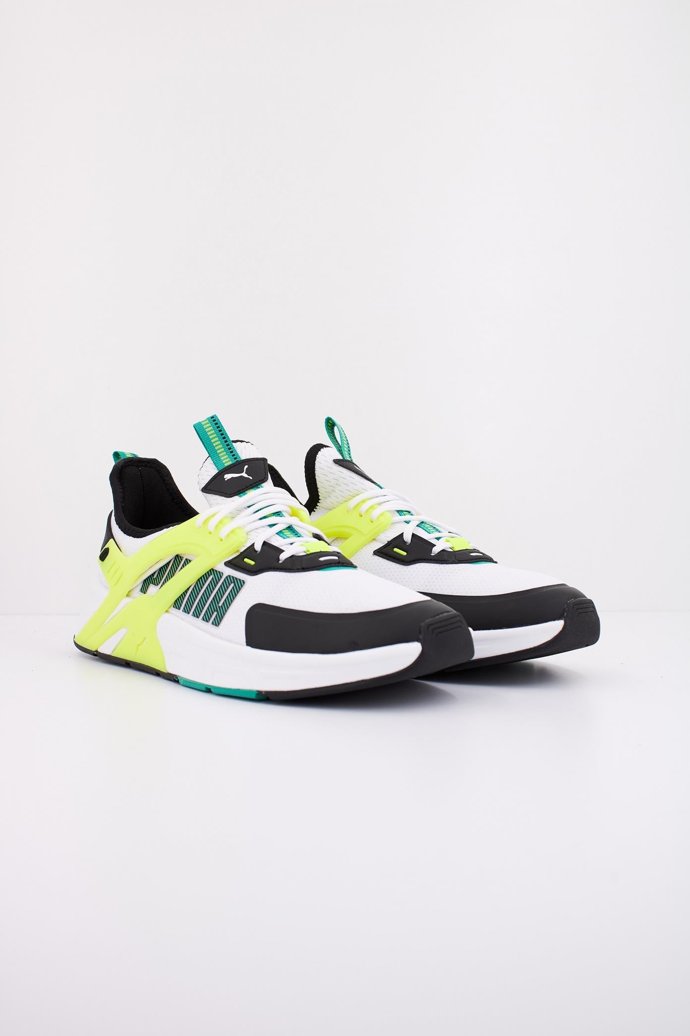 PUMA PACER + en color BLANCO (2)