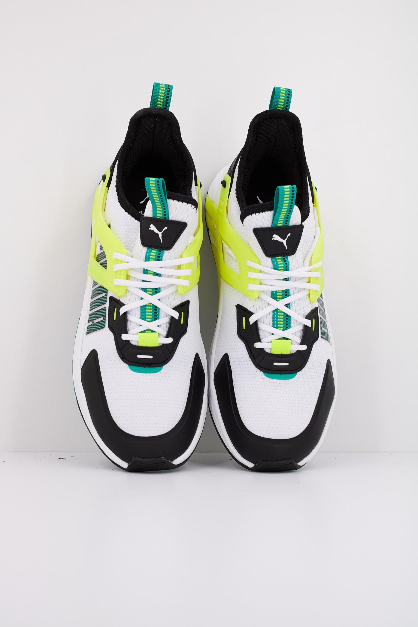PUMA PACER + en color BLANCO (3)