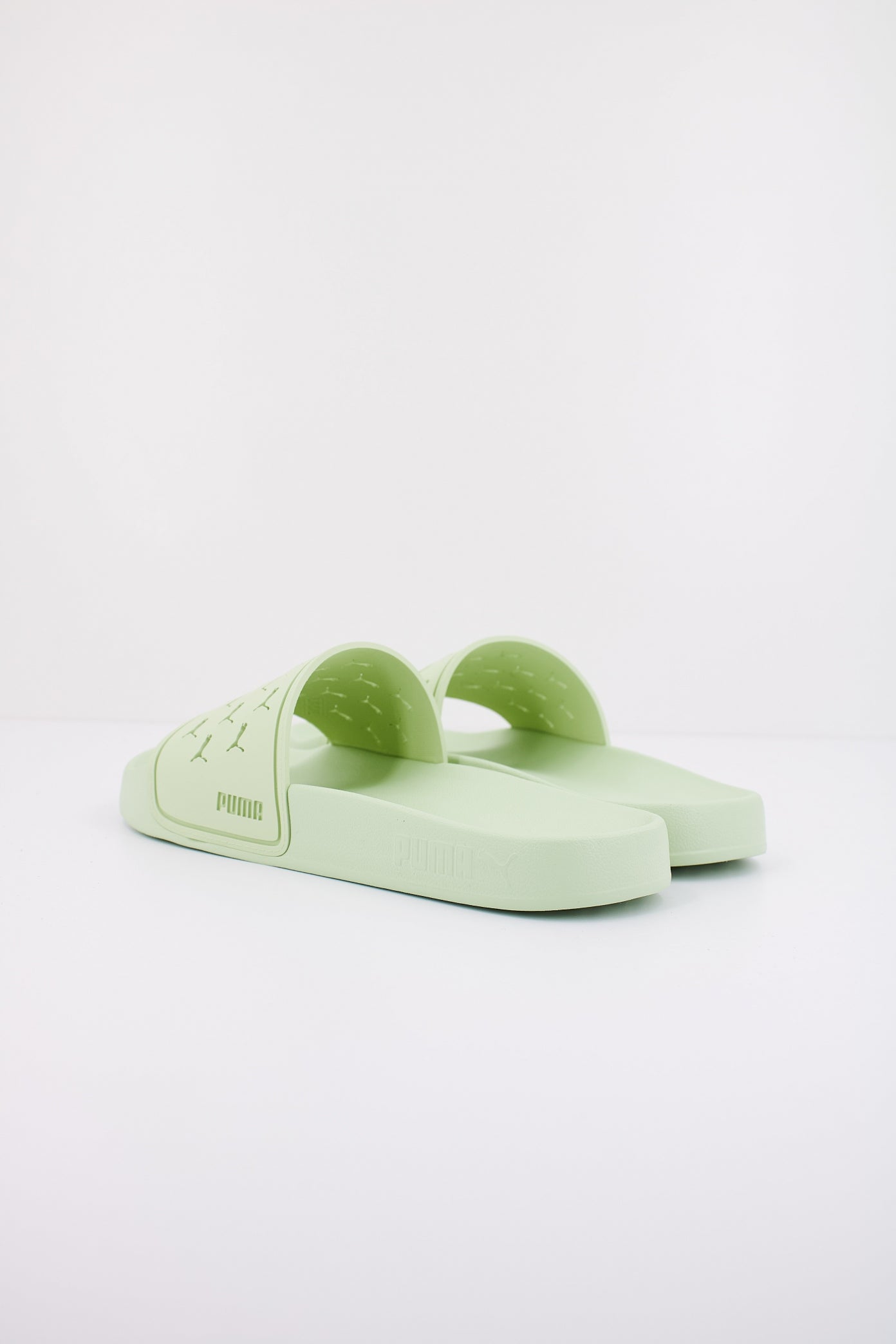 PUMA LEADCAT . CUT OUT en color VERDE (4)