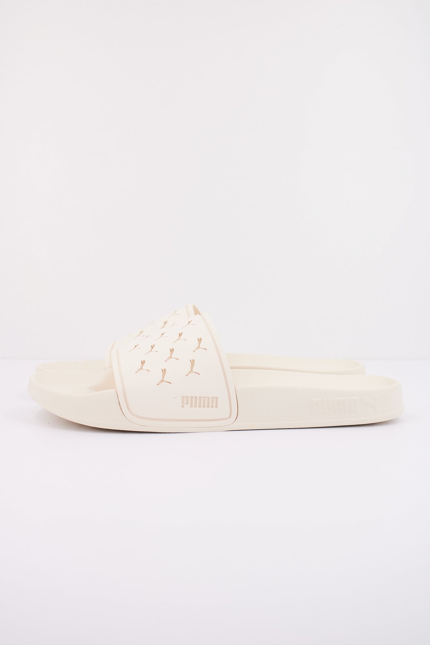 PUMA LEADCAT . CUT OUT en color BEIS (1)