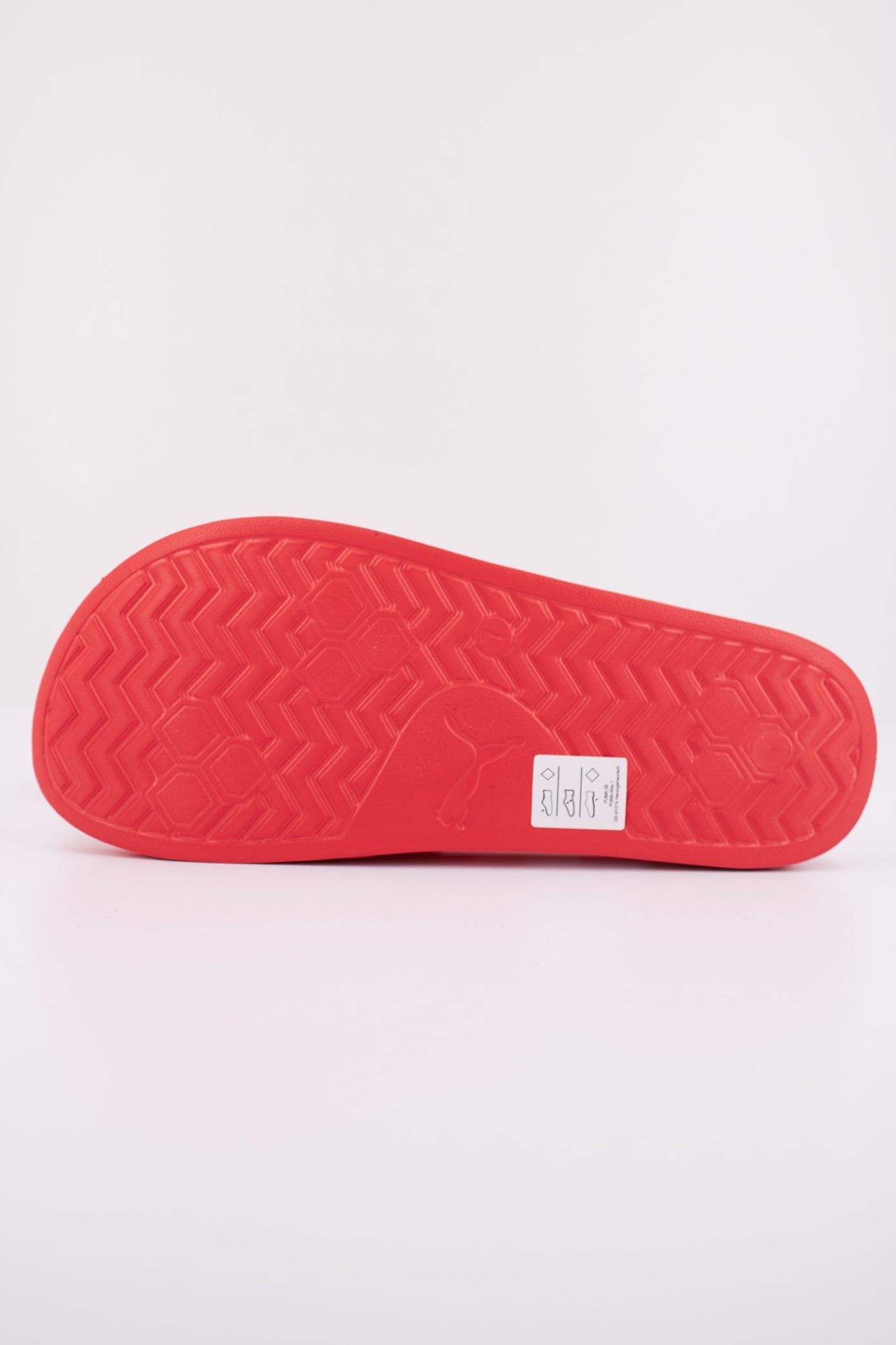 PUMA LEADCAT . CUT OUT en color ROJO (5)