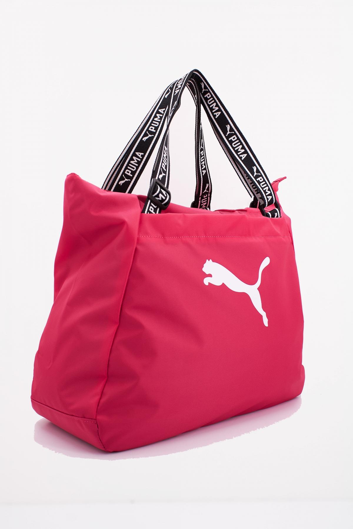 PUMA AT ESS TOTE BAG en color ROSA (2)