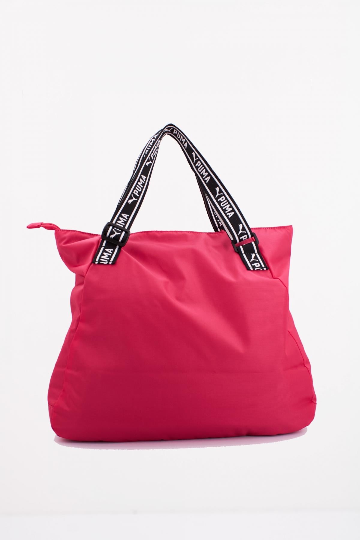 PUMA AT ESS TOTE BAG en color ROSA (3)